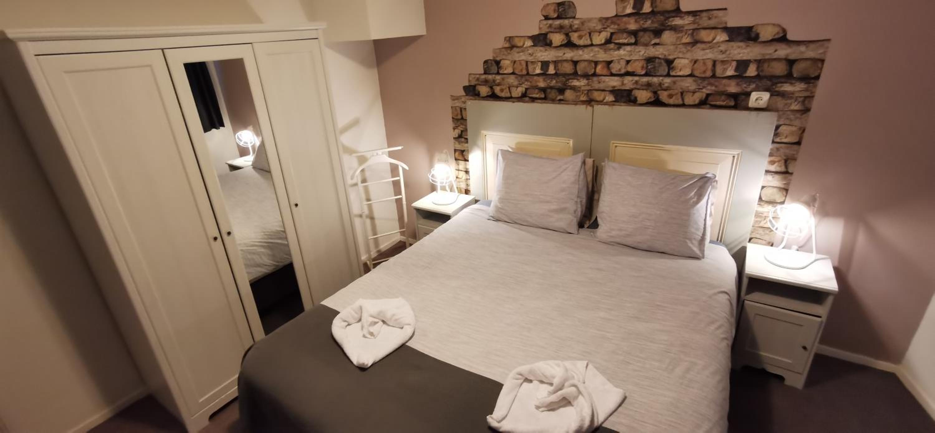 Economy Twin Room