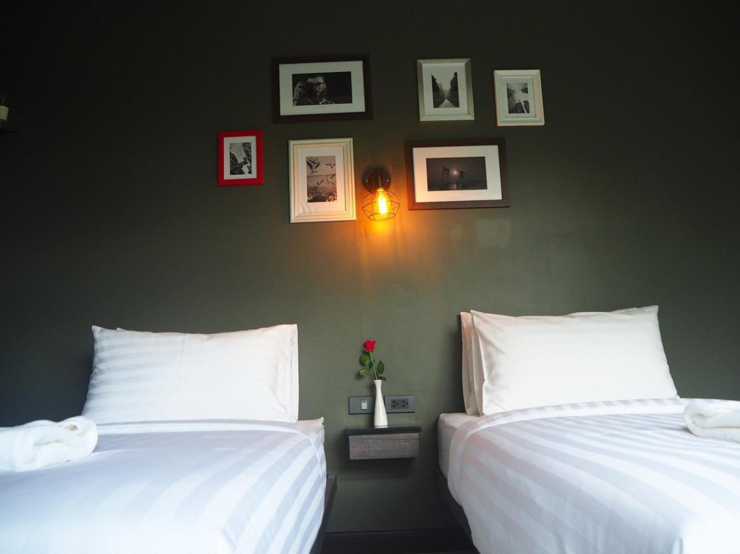 Twin Room with Private Bathroom