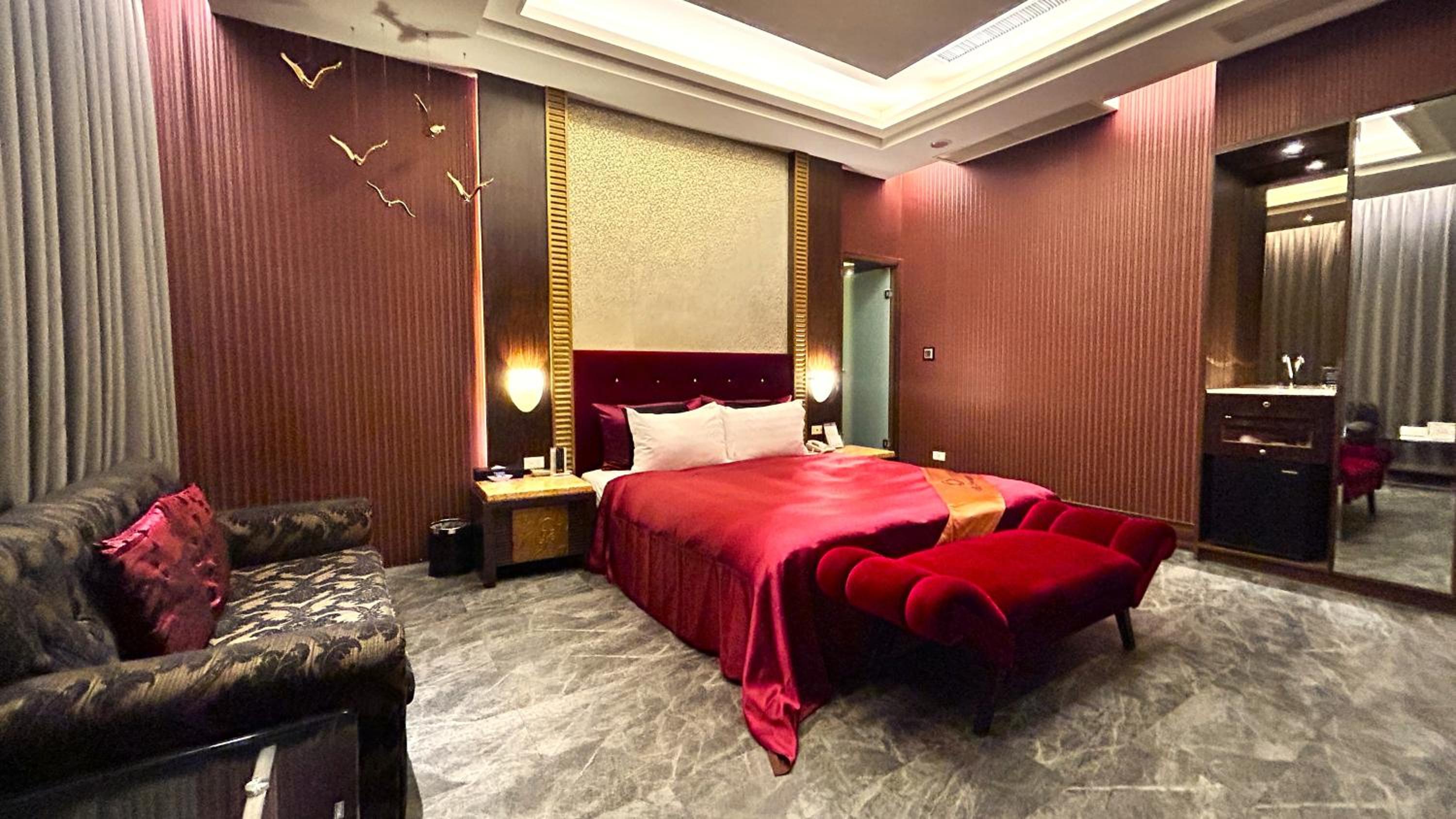 Standard Double Room (Check-in After 16:00)