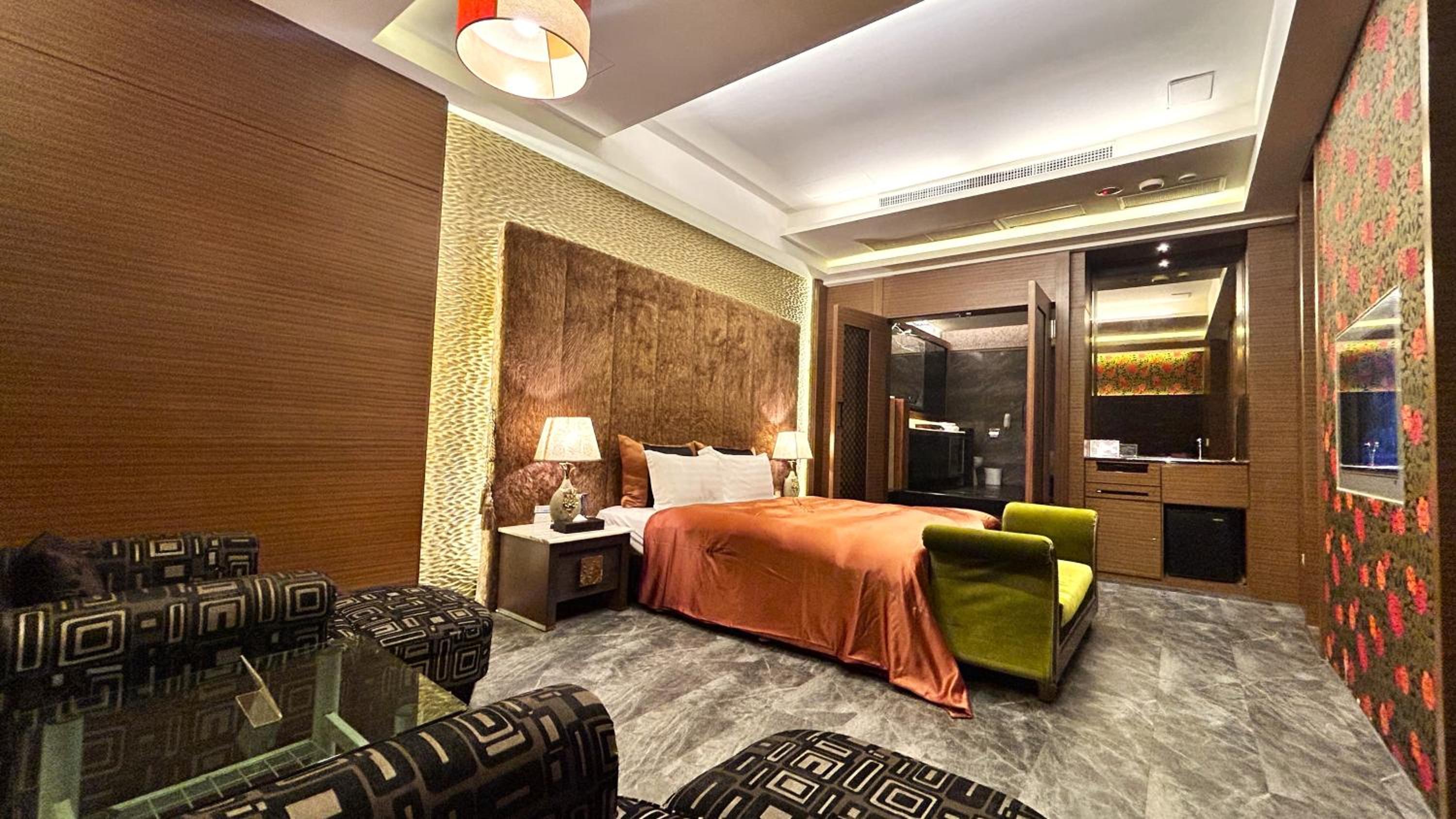 Standard Double Room (Check-in after 21:00)