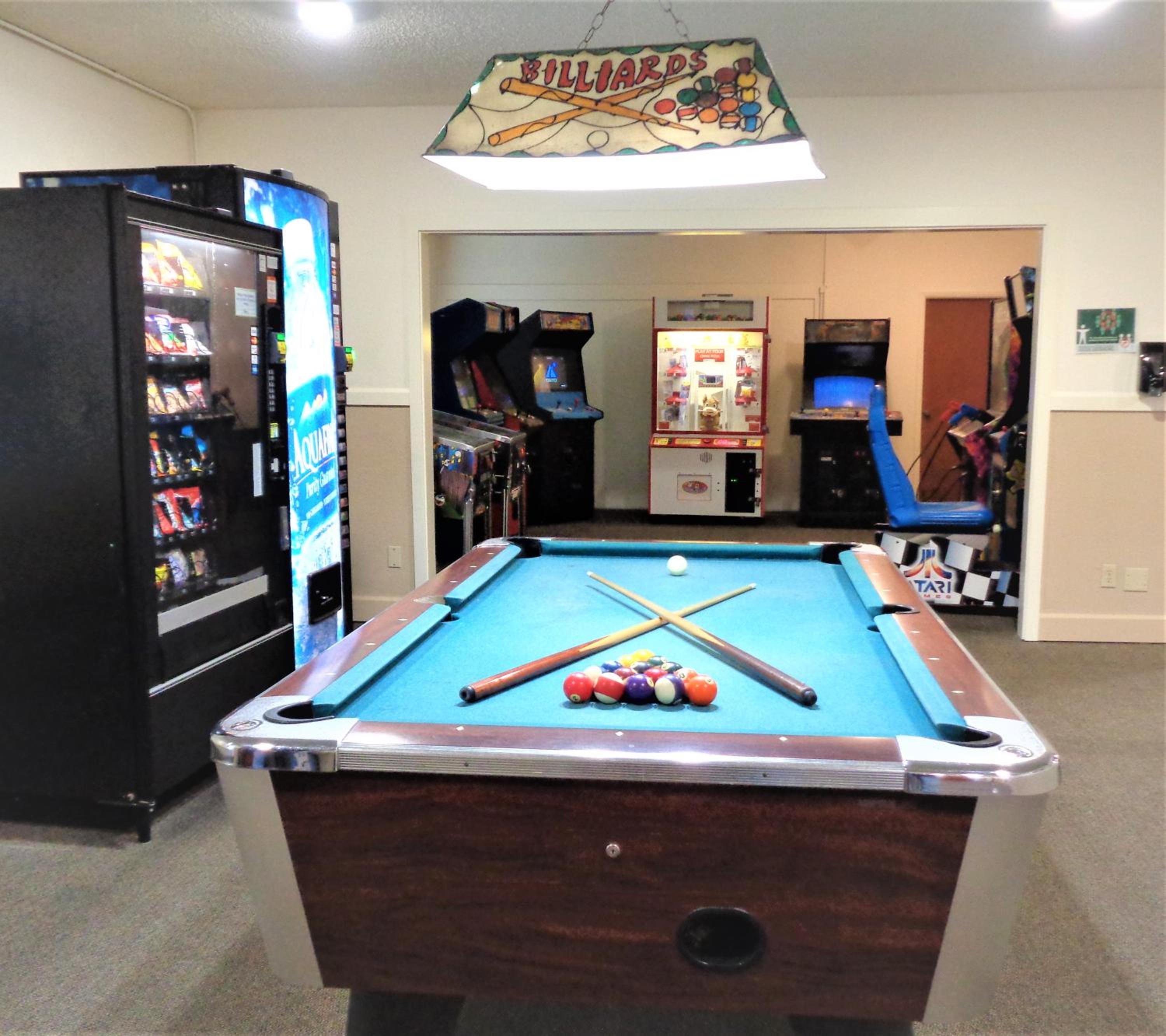 1 Bedroom, 2 Queens, View, Dog Friendly