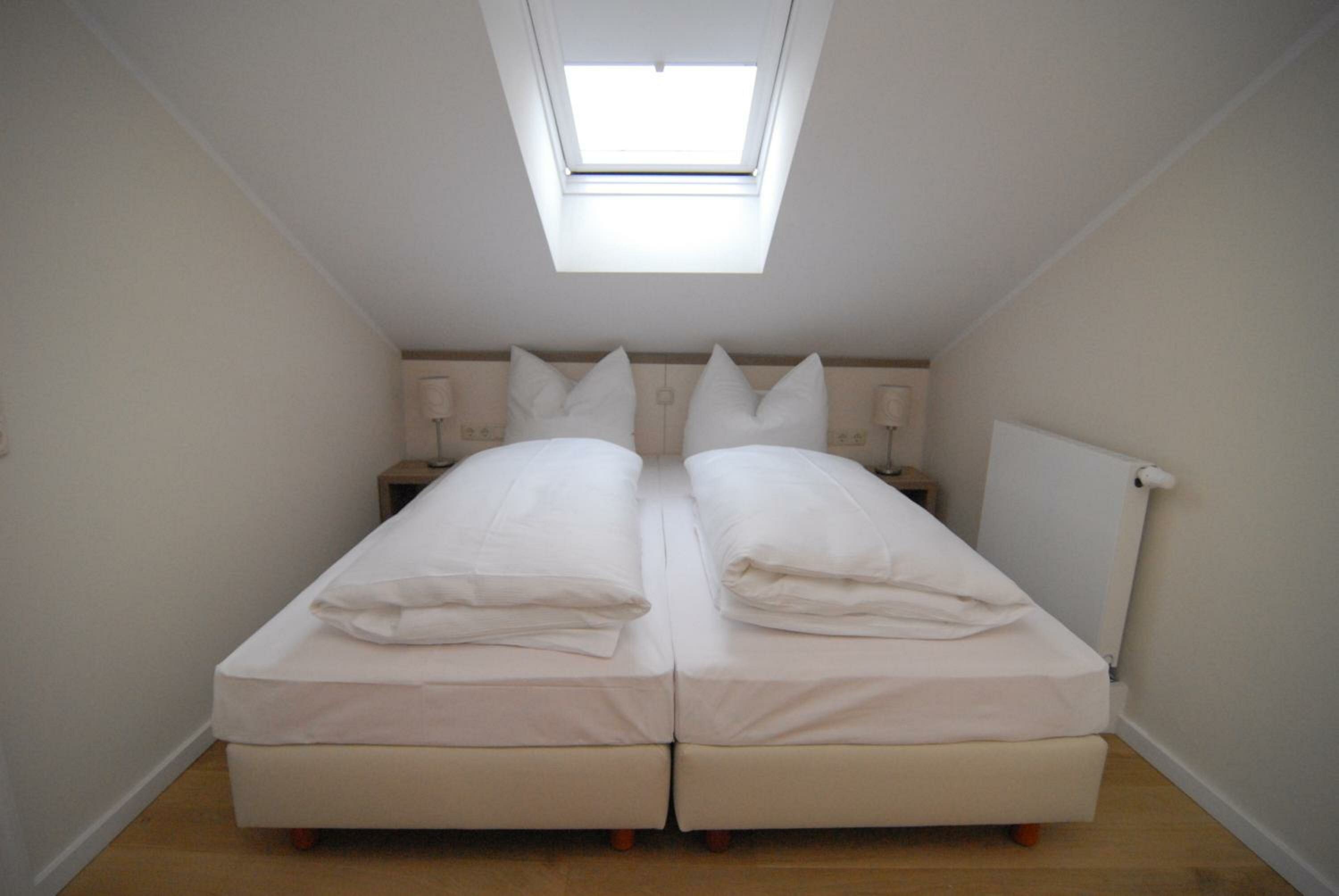 One-Bedroom Apartment (4 Adults)