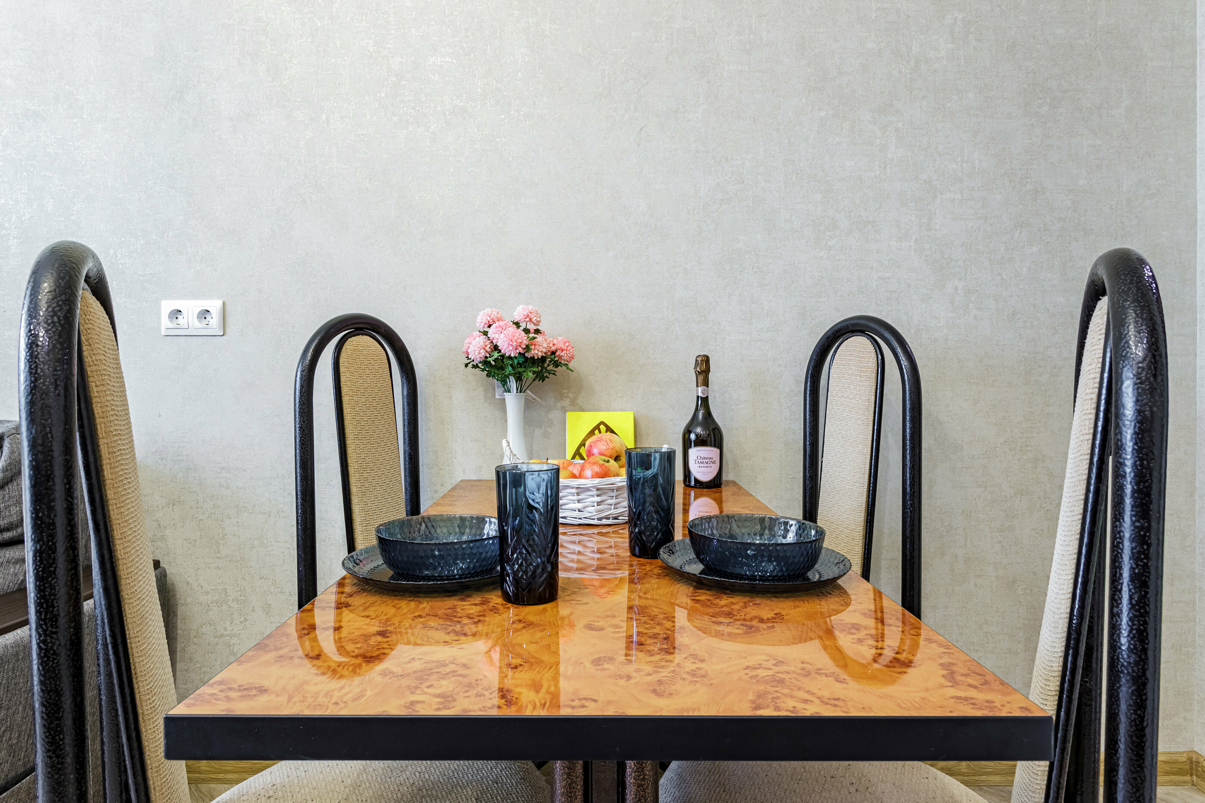 Апартаменты с видом на город на высоком этаже 293