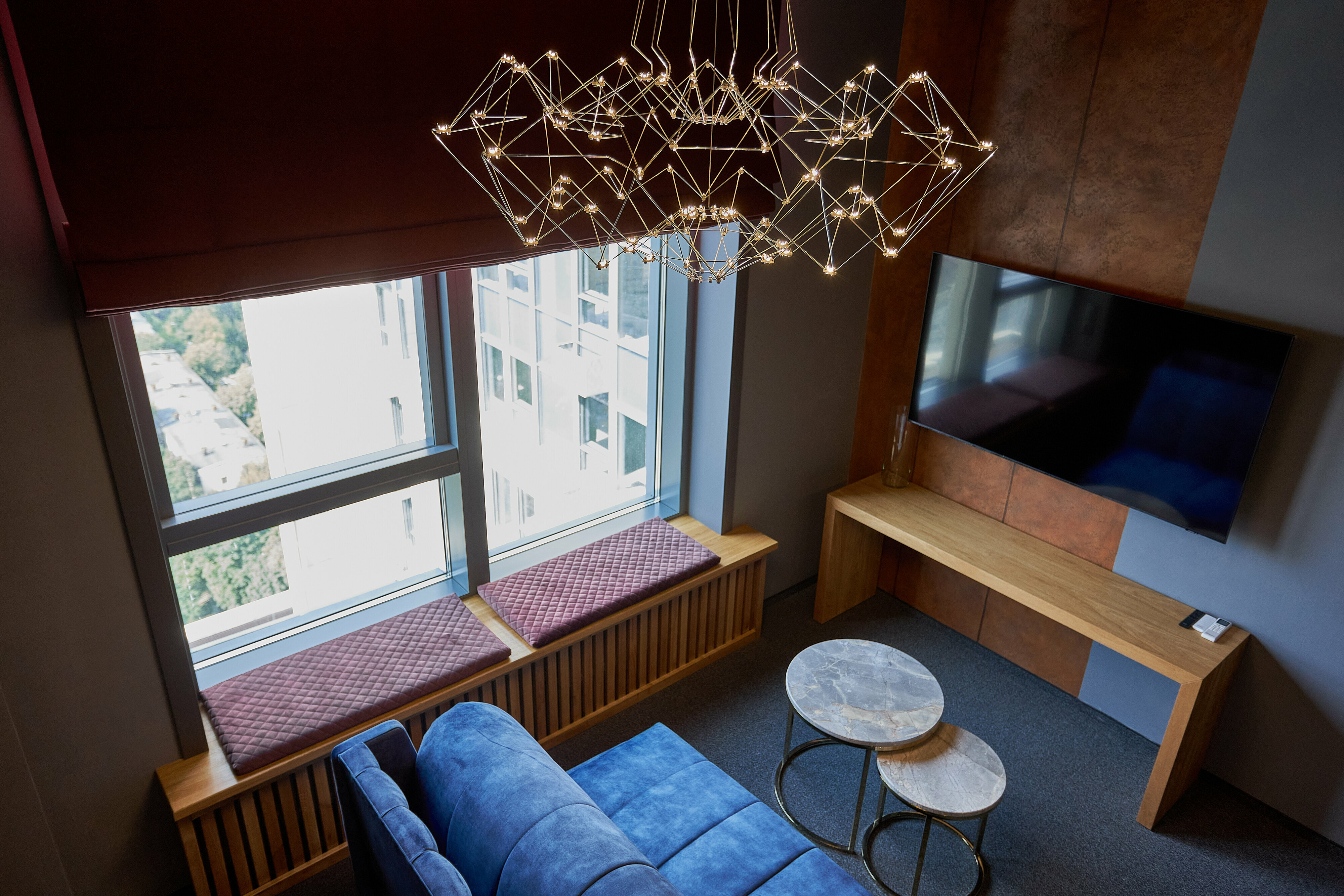 Двухуровневая студия для 2-4 гостей с шикарным видом из окна