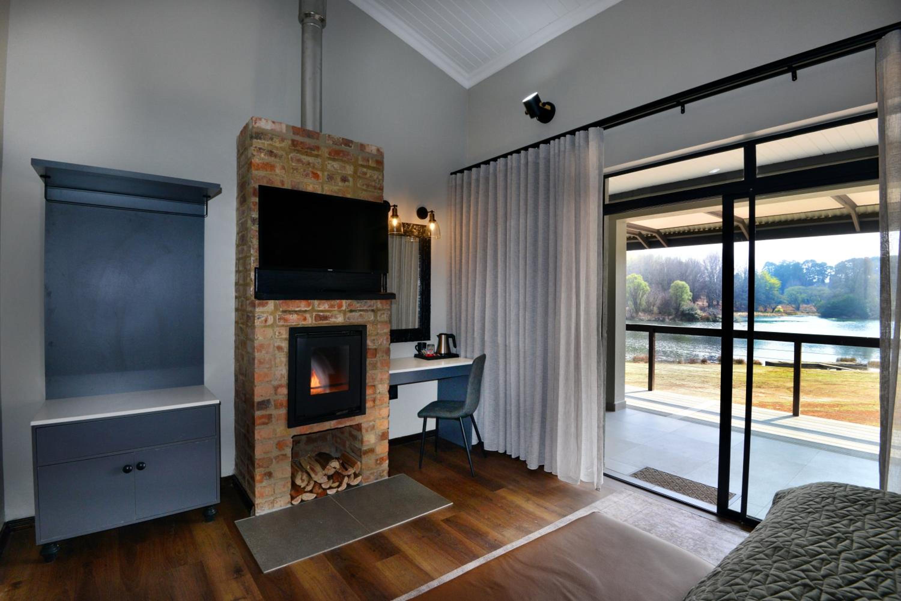 Deluxe Double Room with Bath