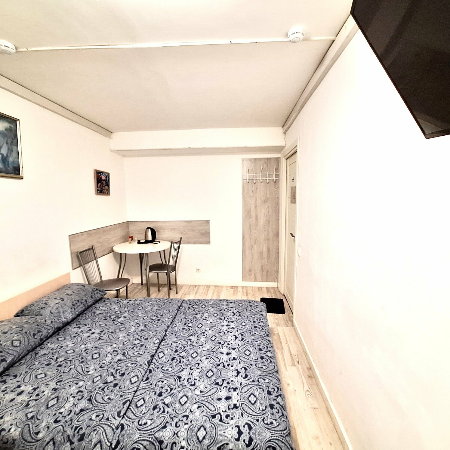 №6 студия эконом