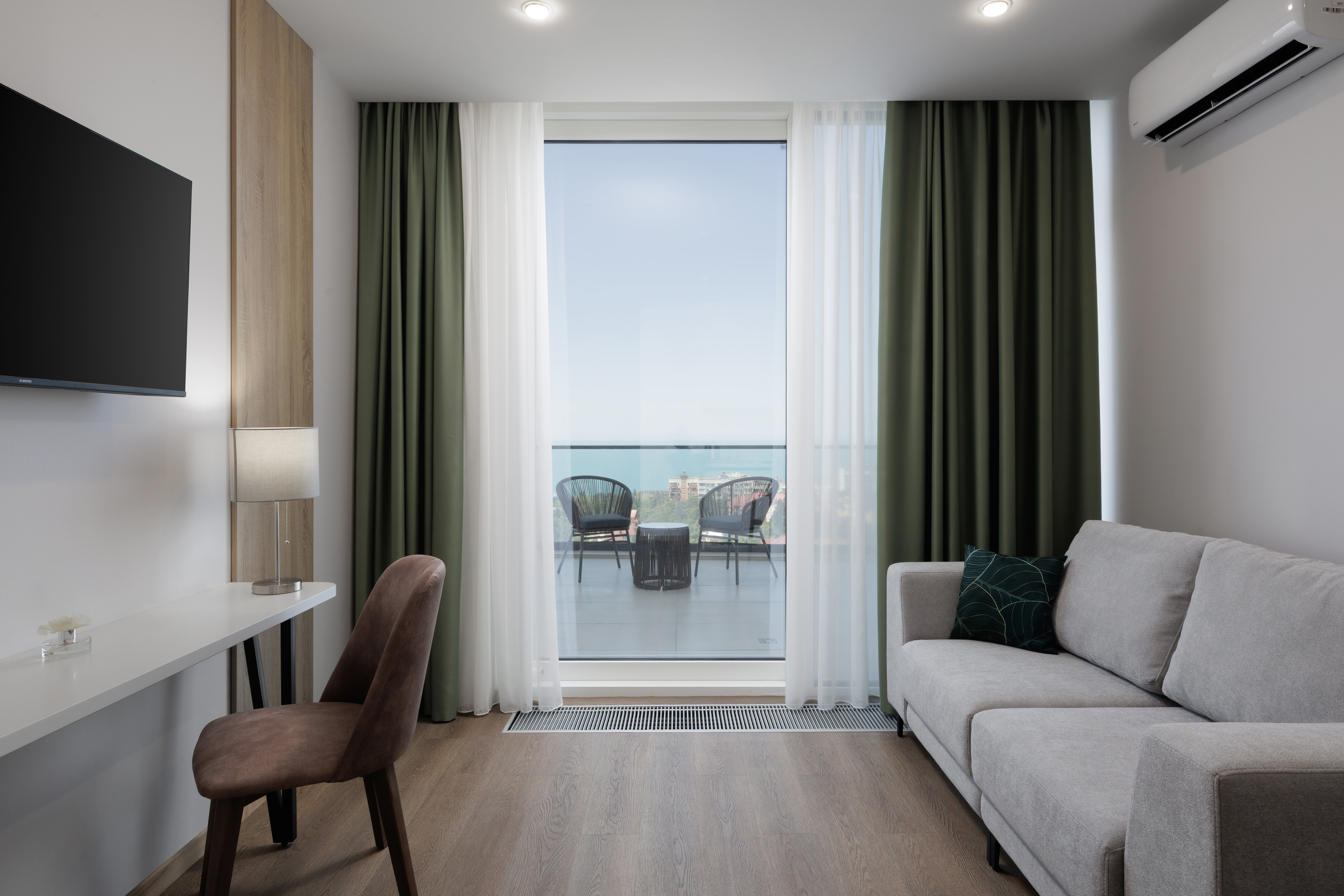 Люкс с балконом