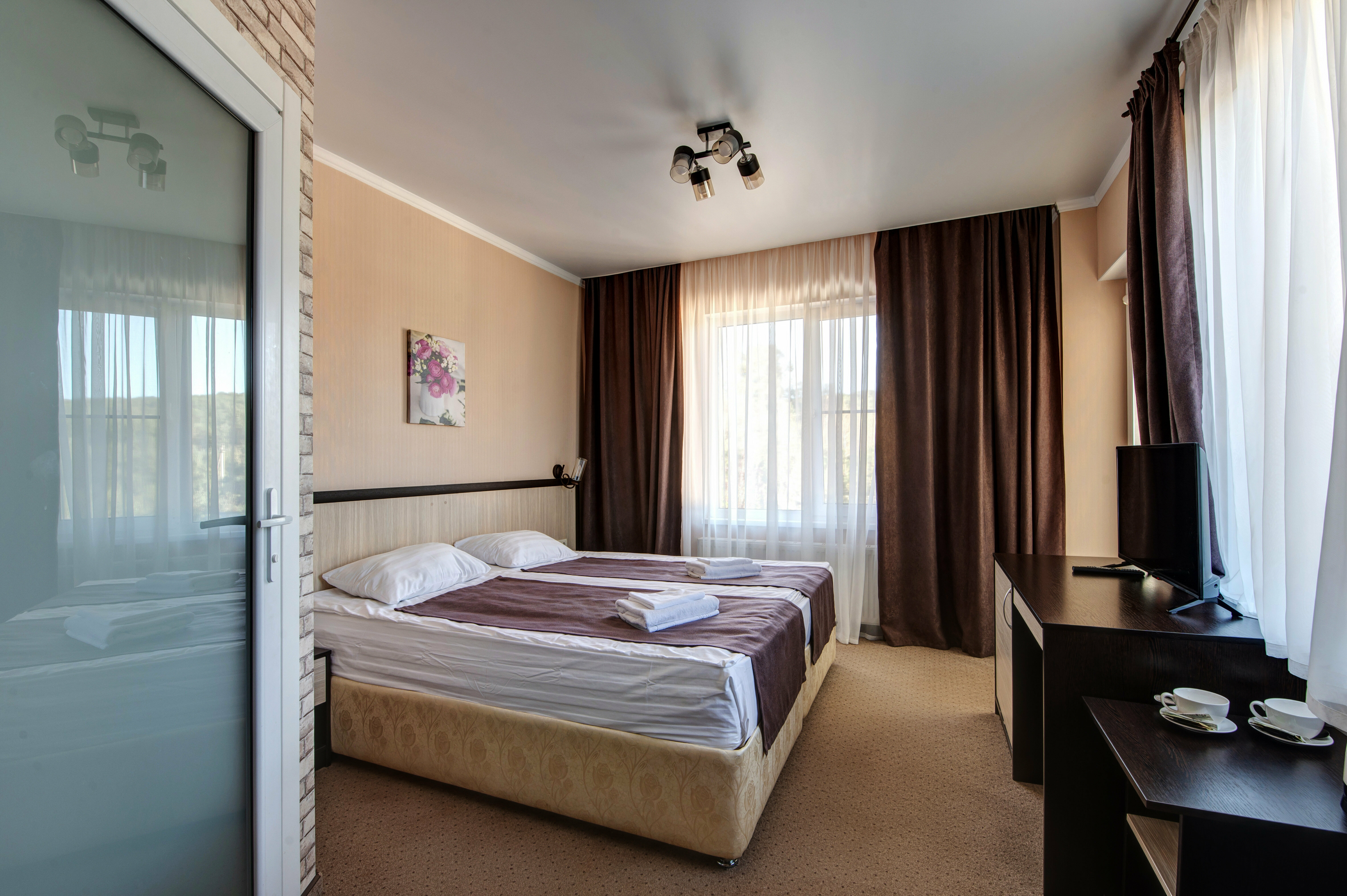 Двухместный номер с 1 кроватью или 2 отдельными кроватями и балконом