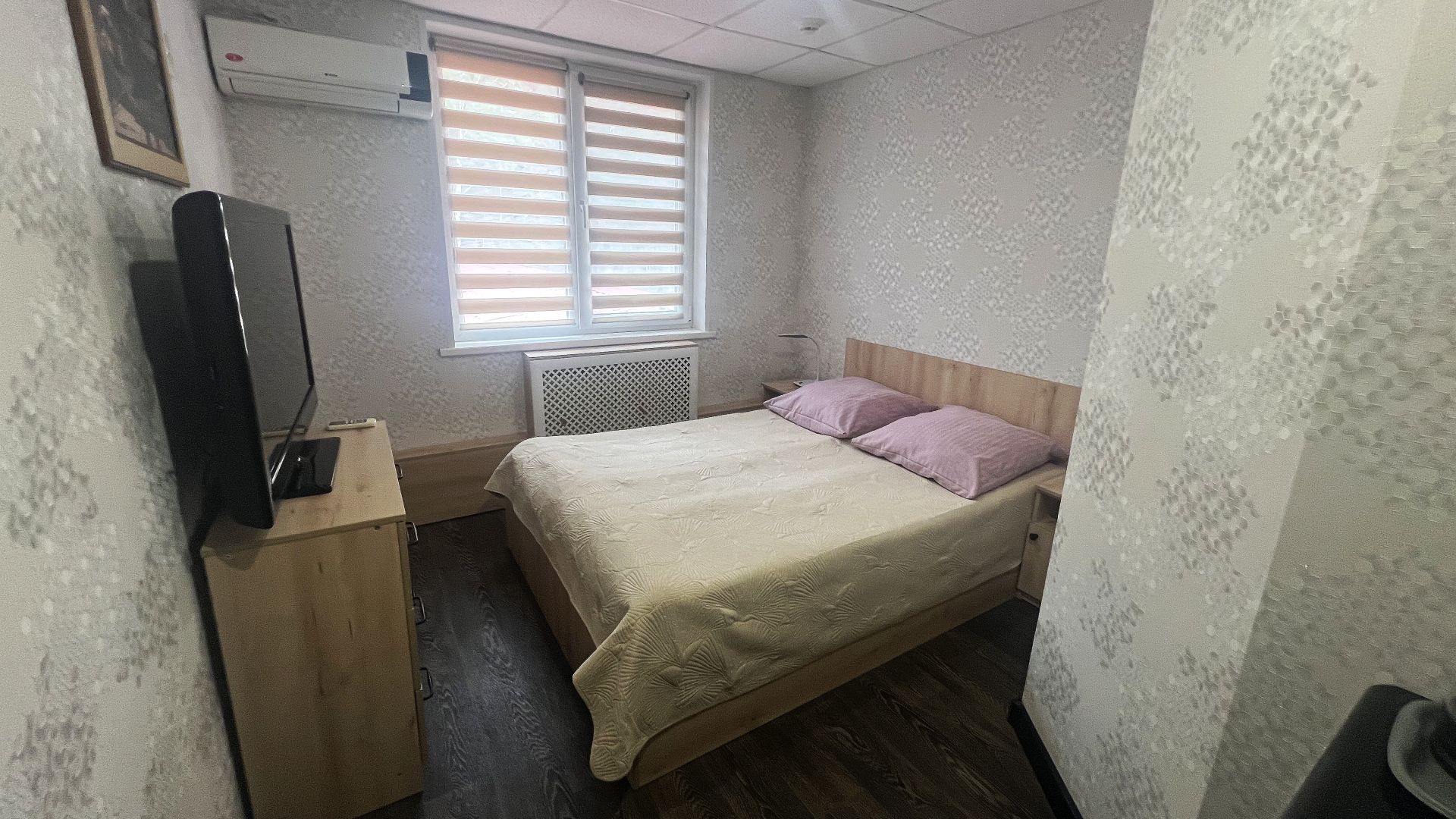 Полулюкс с двуспальной кроватью