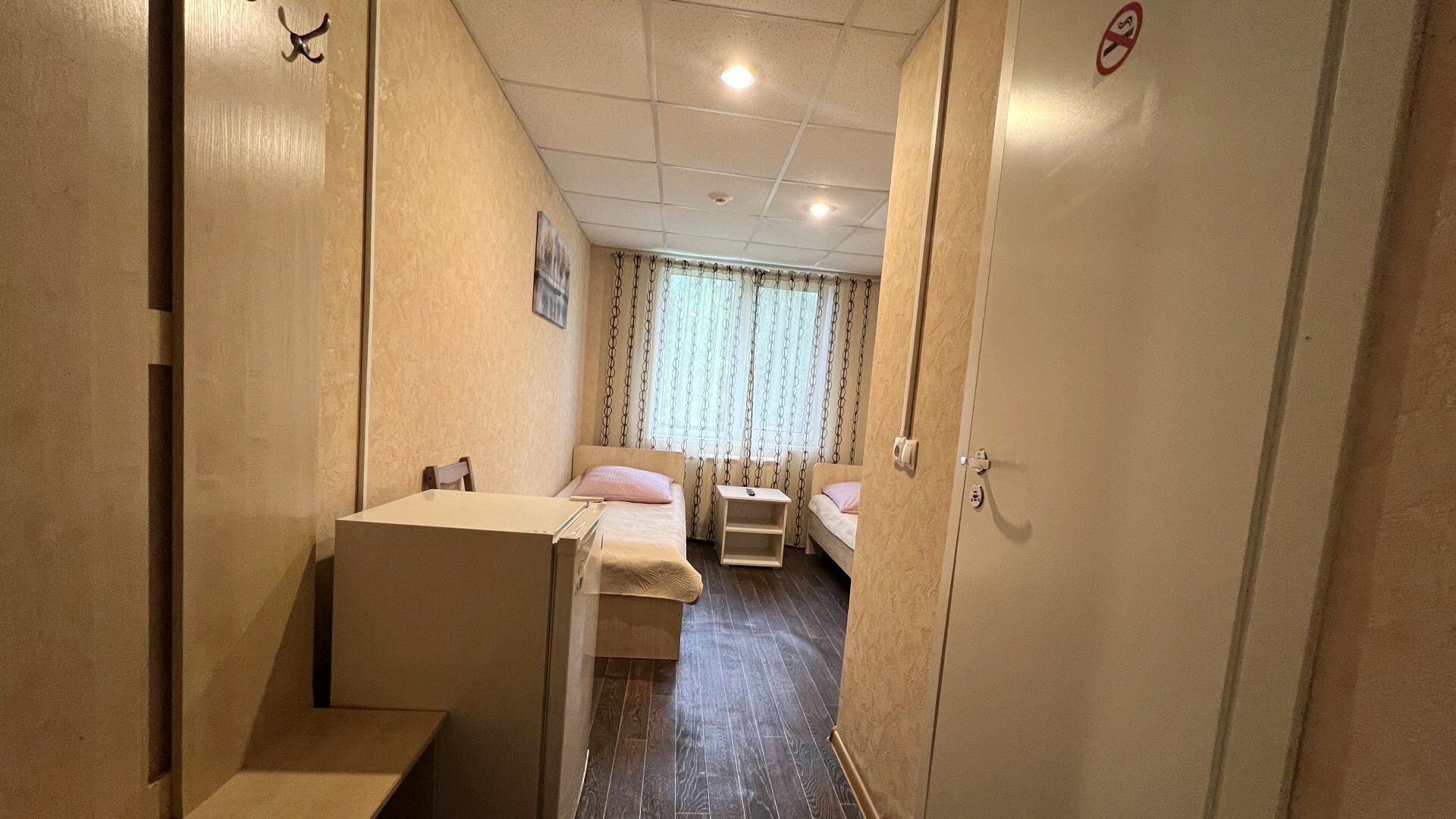 Стандартный номер с двумя отдельными кроватями на втором этаже