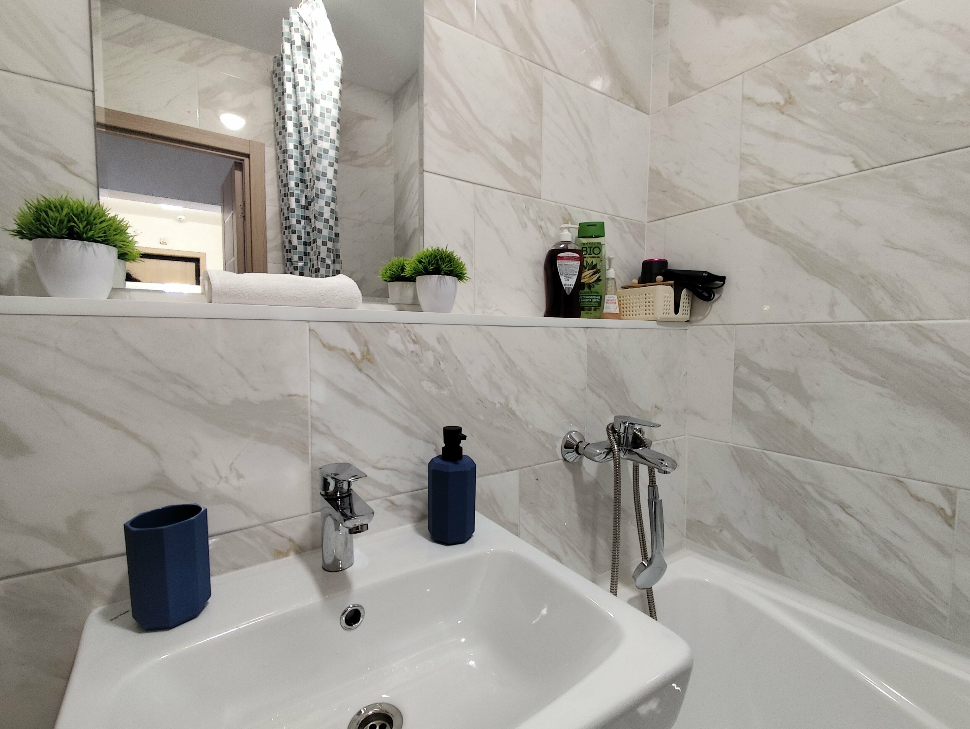 2-комнатные Апартаменты, Пескова 3