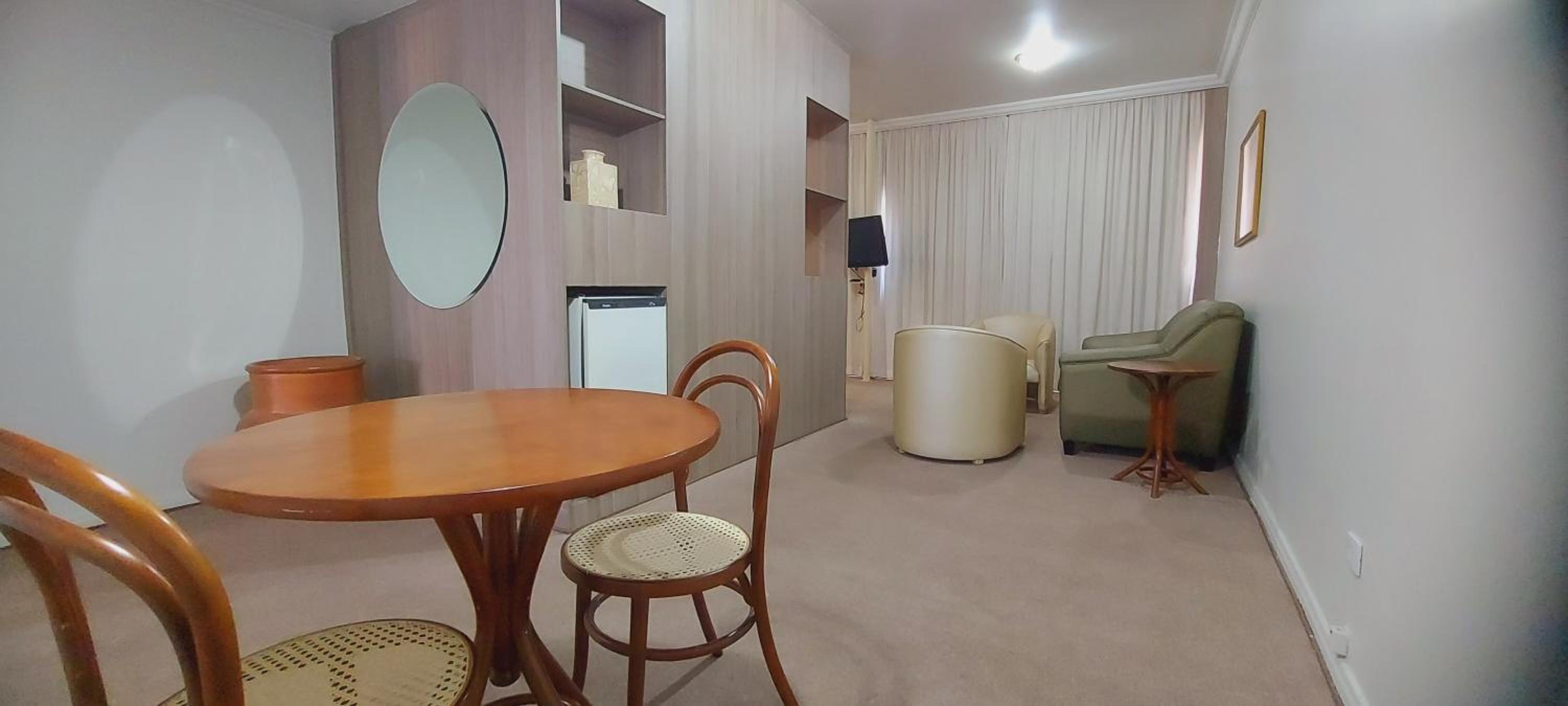 Deluxe Suite with Spa Bath