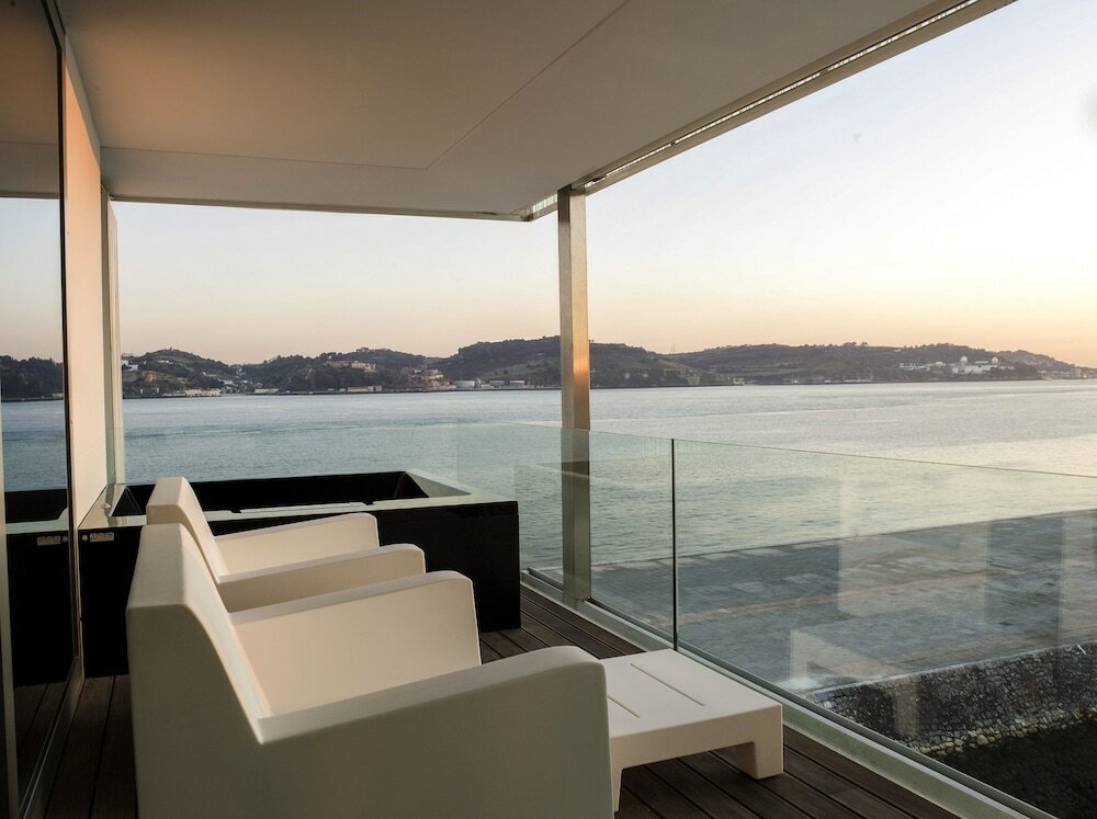 Premier Suite (Diplomatic)