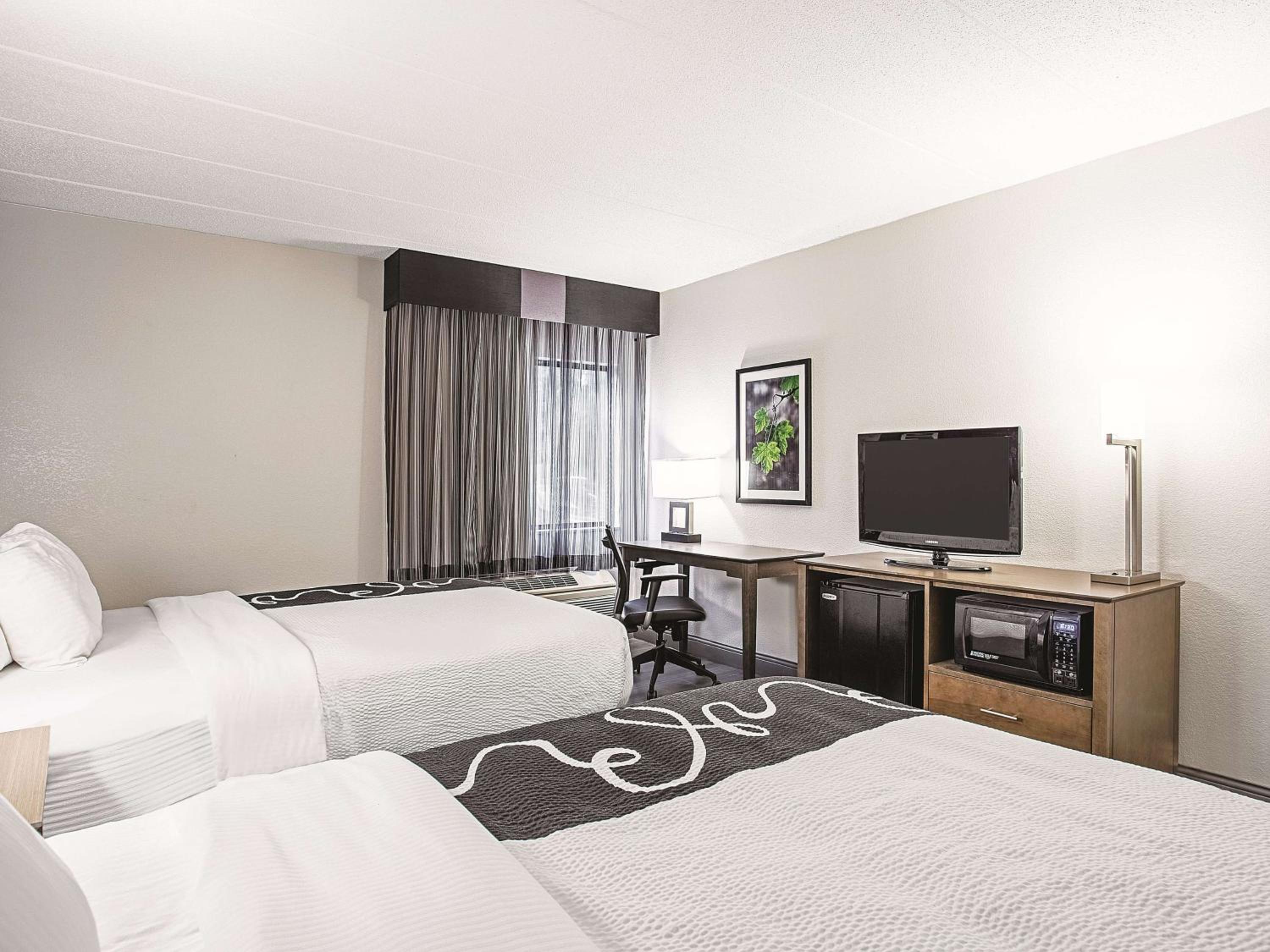 Queen Room with Two Queen Beds - Non-Smoking