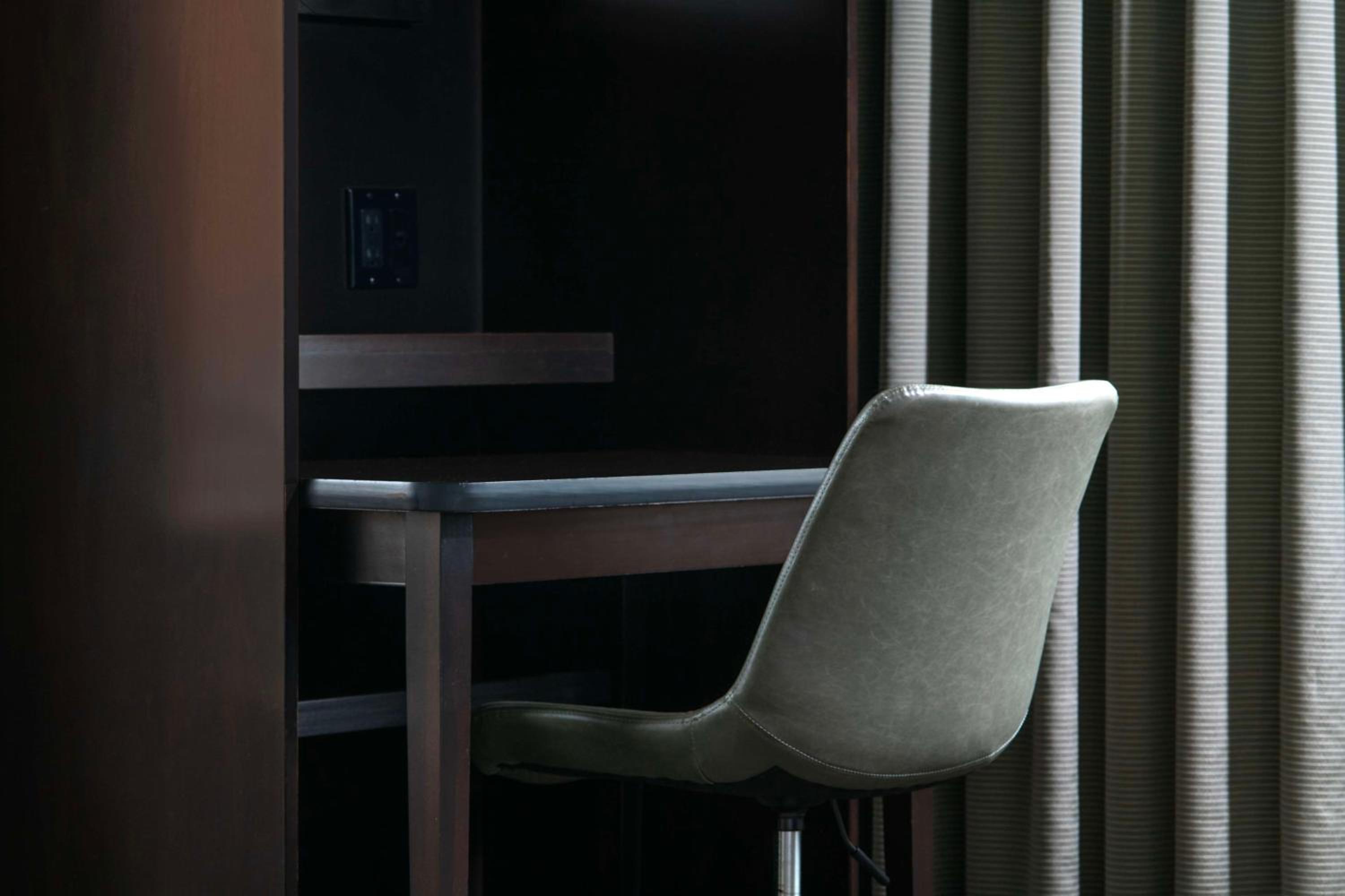 King Room - Non-Smoking