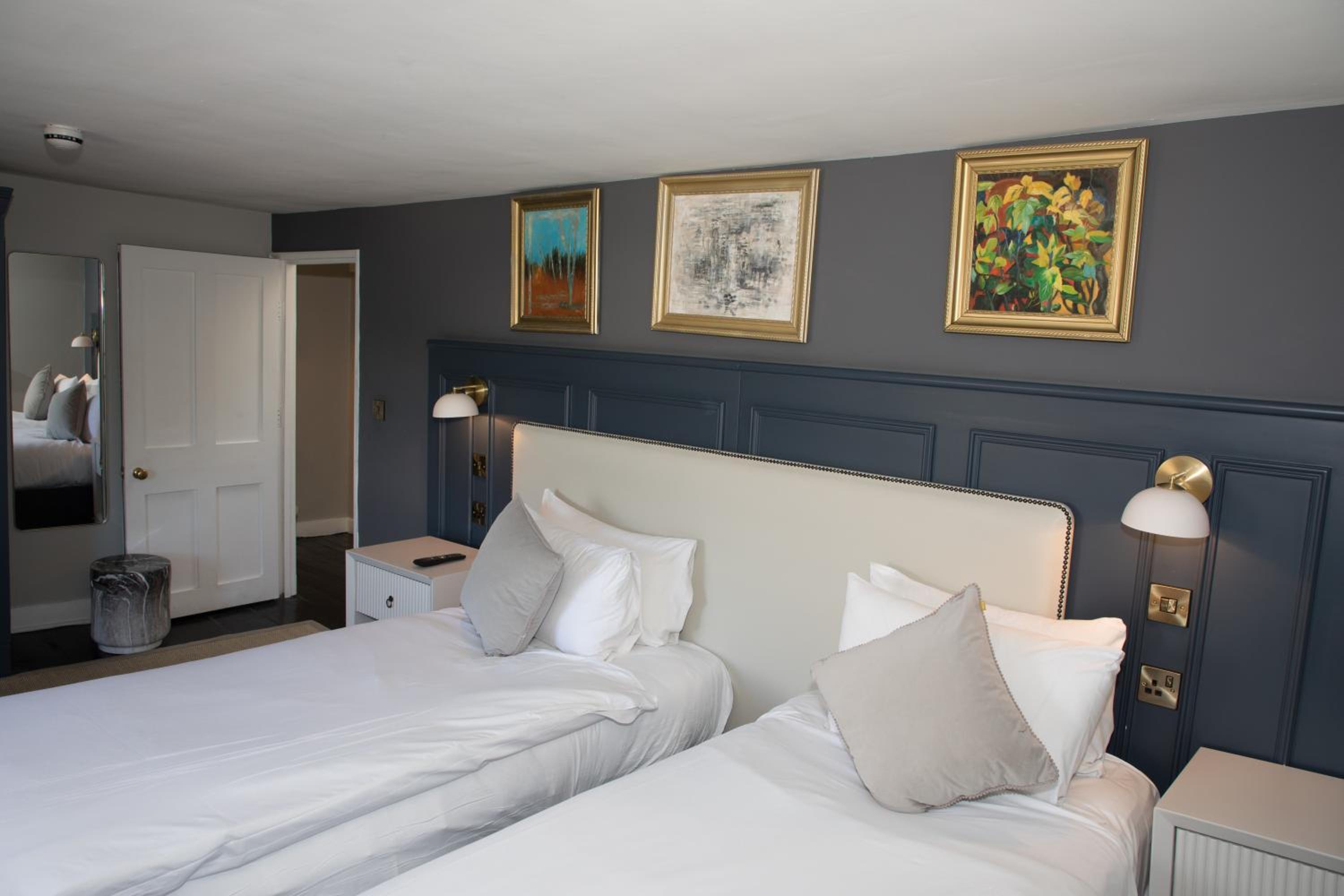 Two-Bedroom Traditional Suite