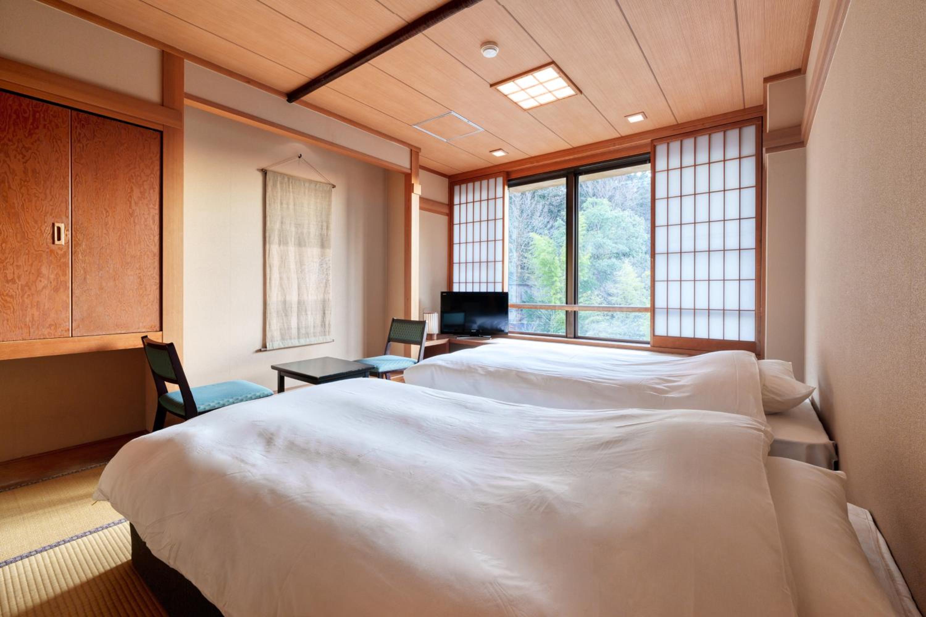 Japanese-Style Room