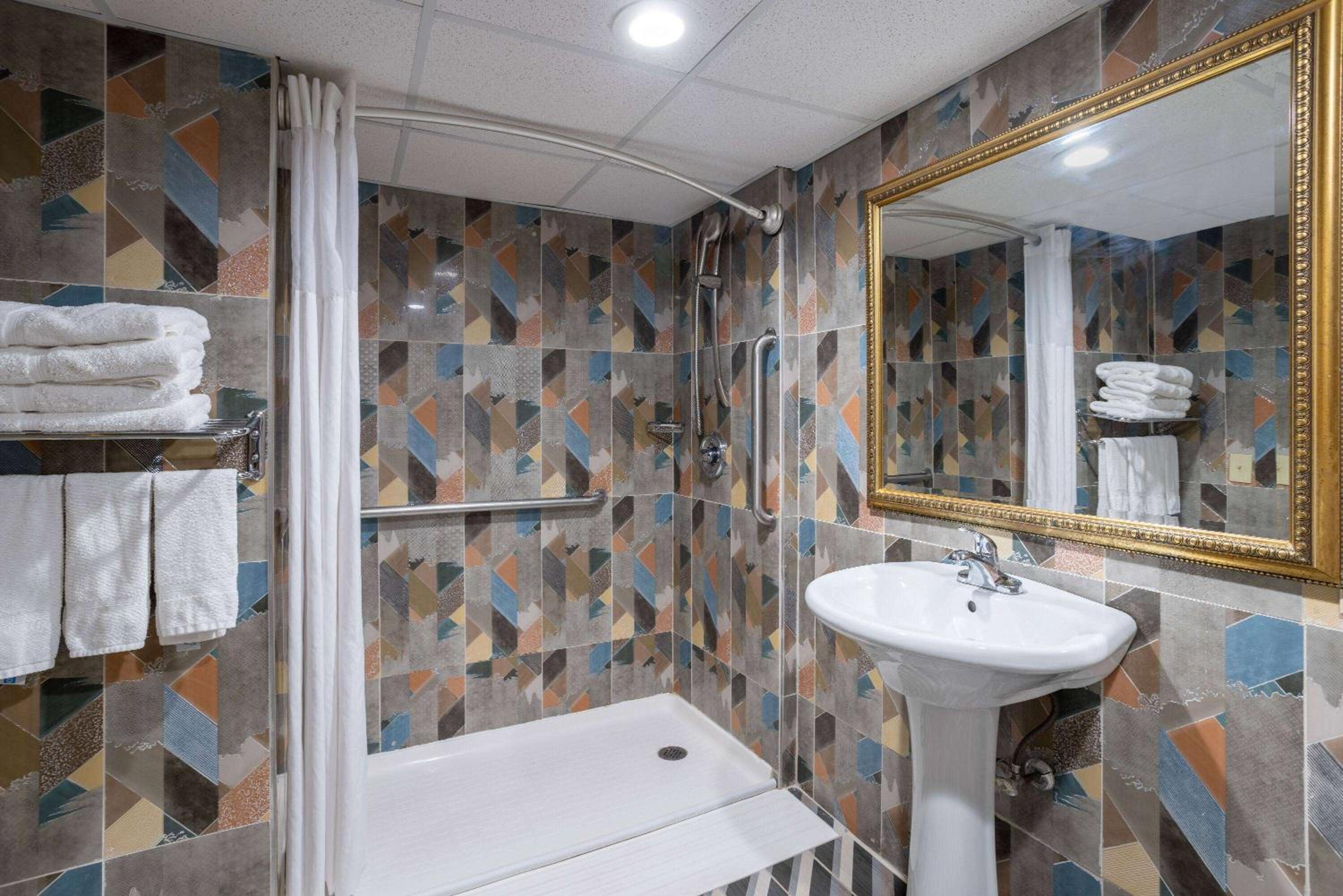 King Room - Mobility Access/Non-Smoking