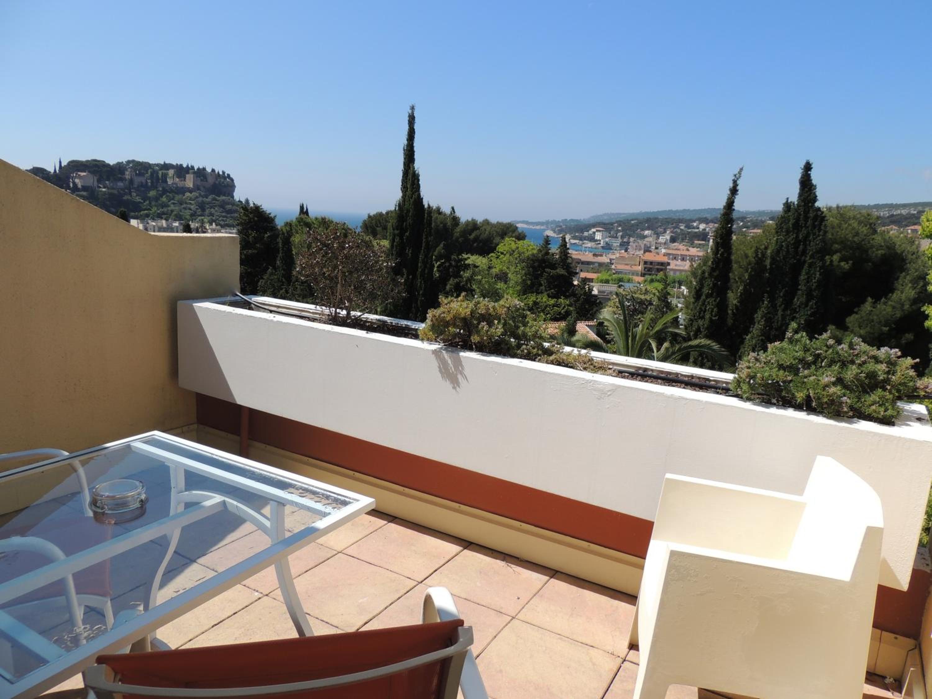 Duplex with Sea View