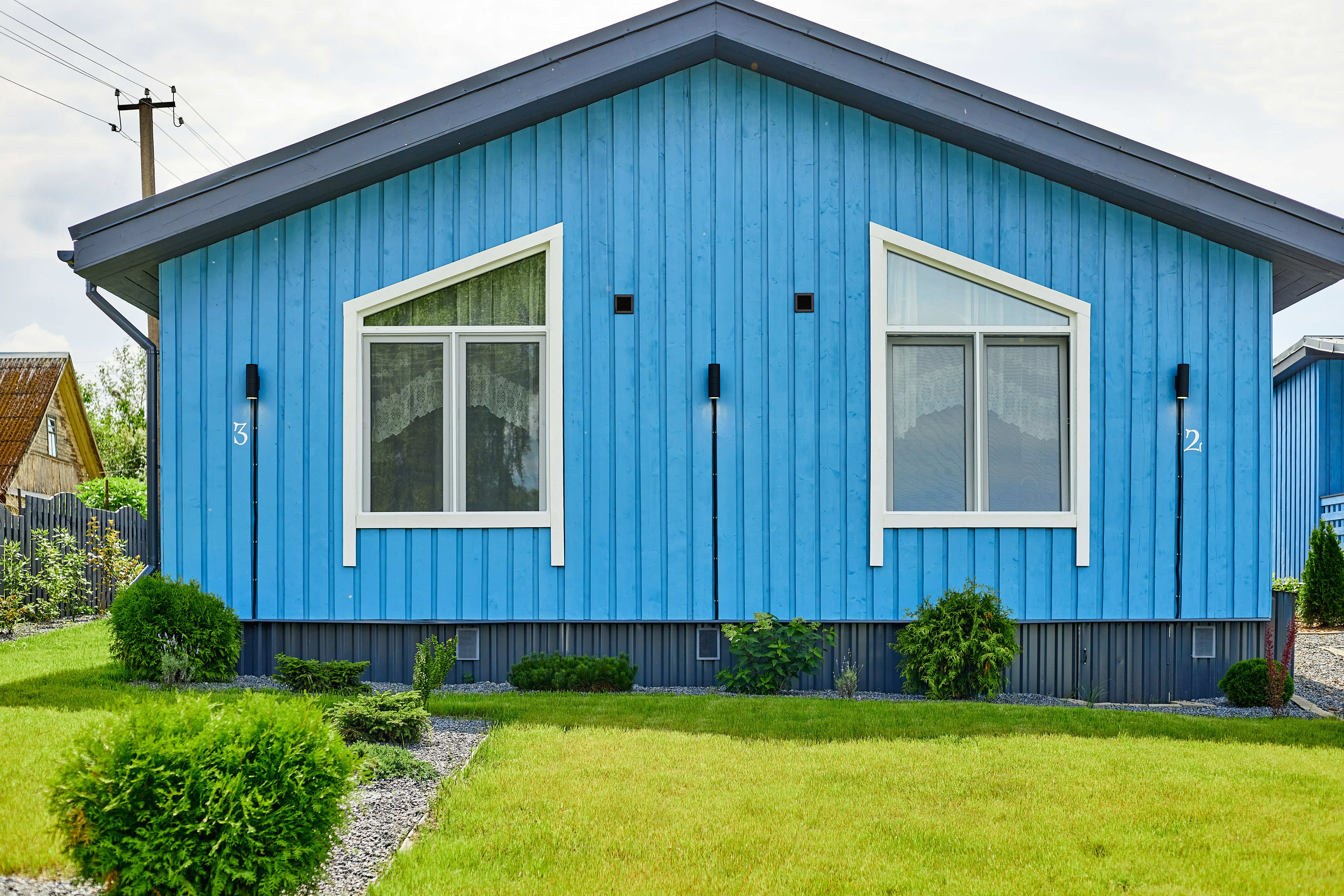 3 дома для компании от 6 до 12 человек