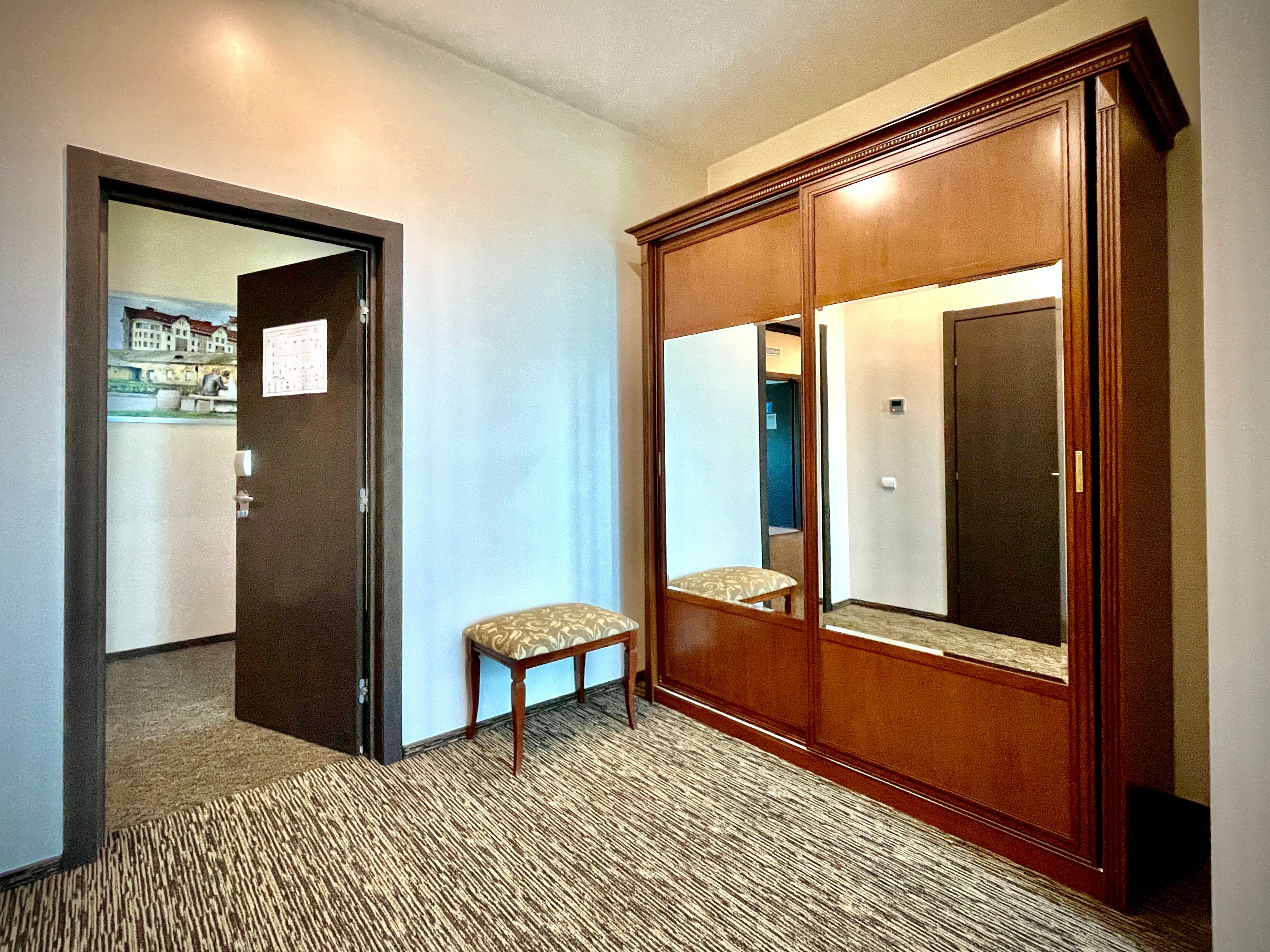 Джуниор сюит двухкомнатный с балконом