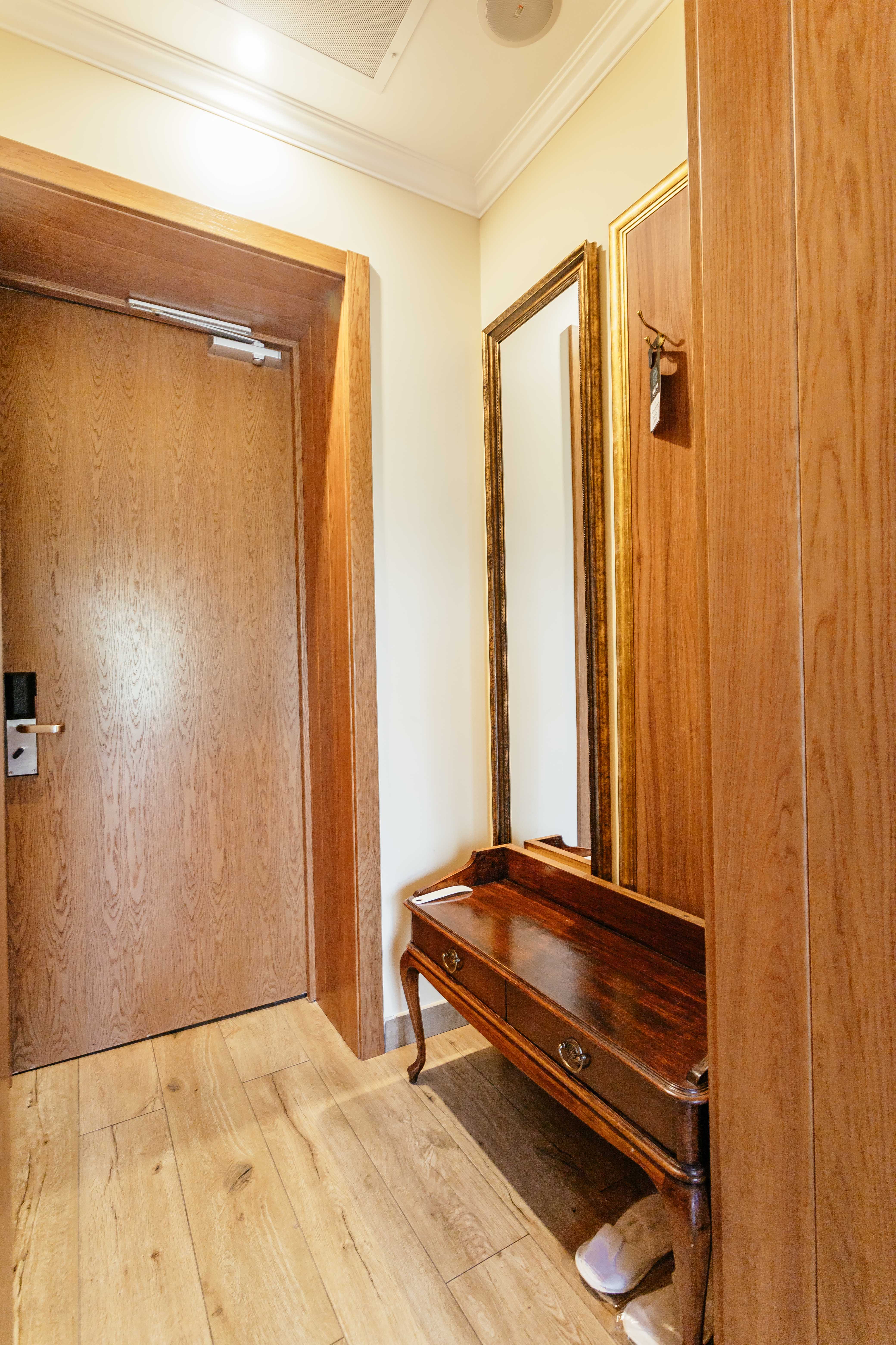 Стандарт без  балкона вид на парк/горы.Главный корпус 5*