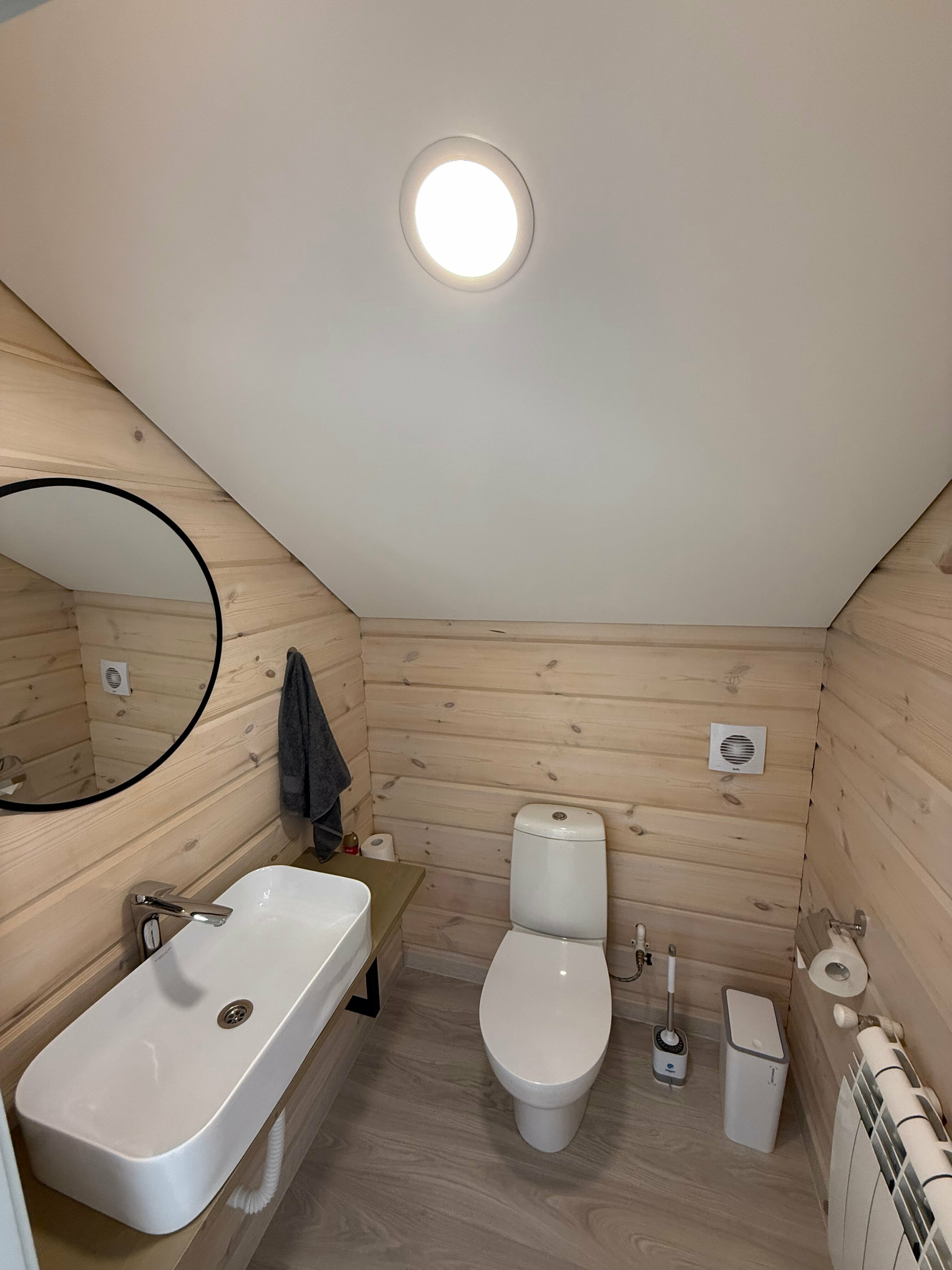 Коттедж с видом на озеро