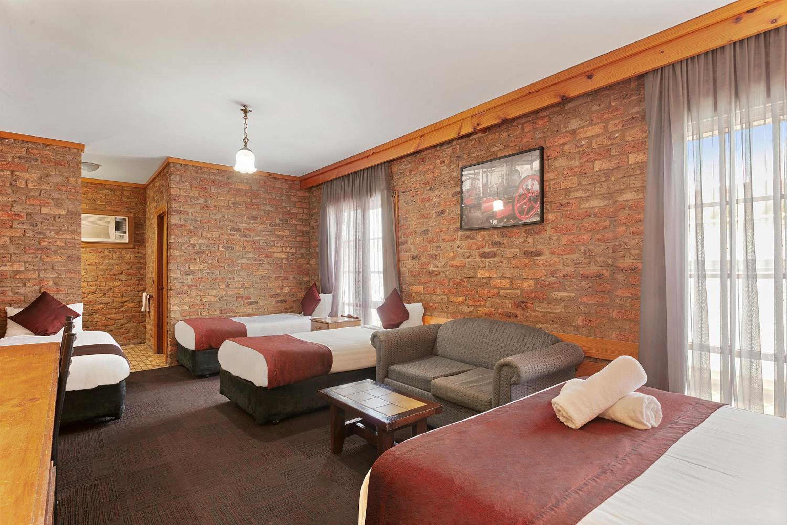 Family Room - Sleeps Five