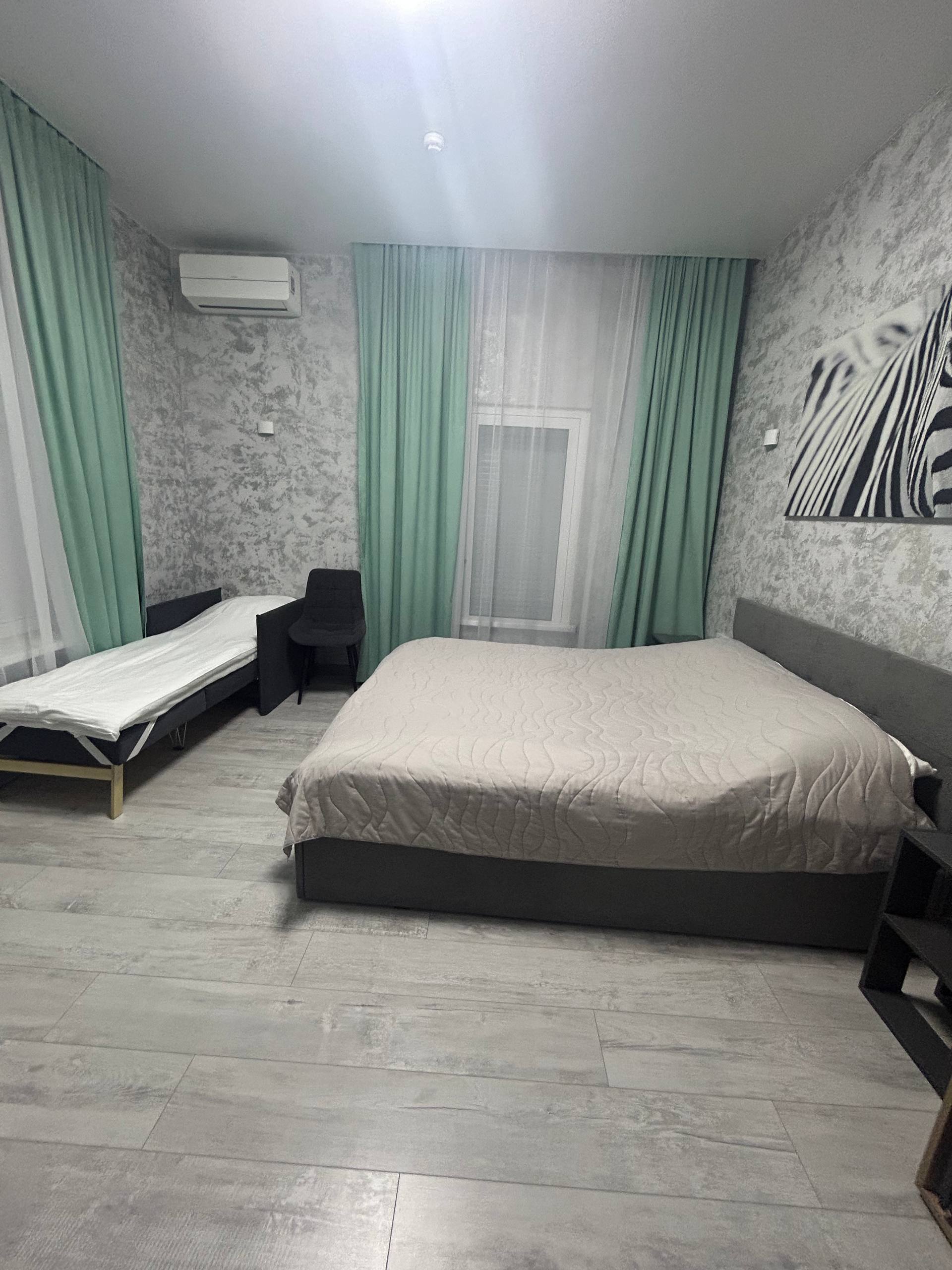 Улучшенный трехместный номер