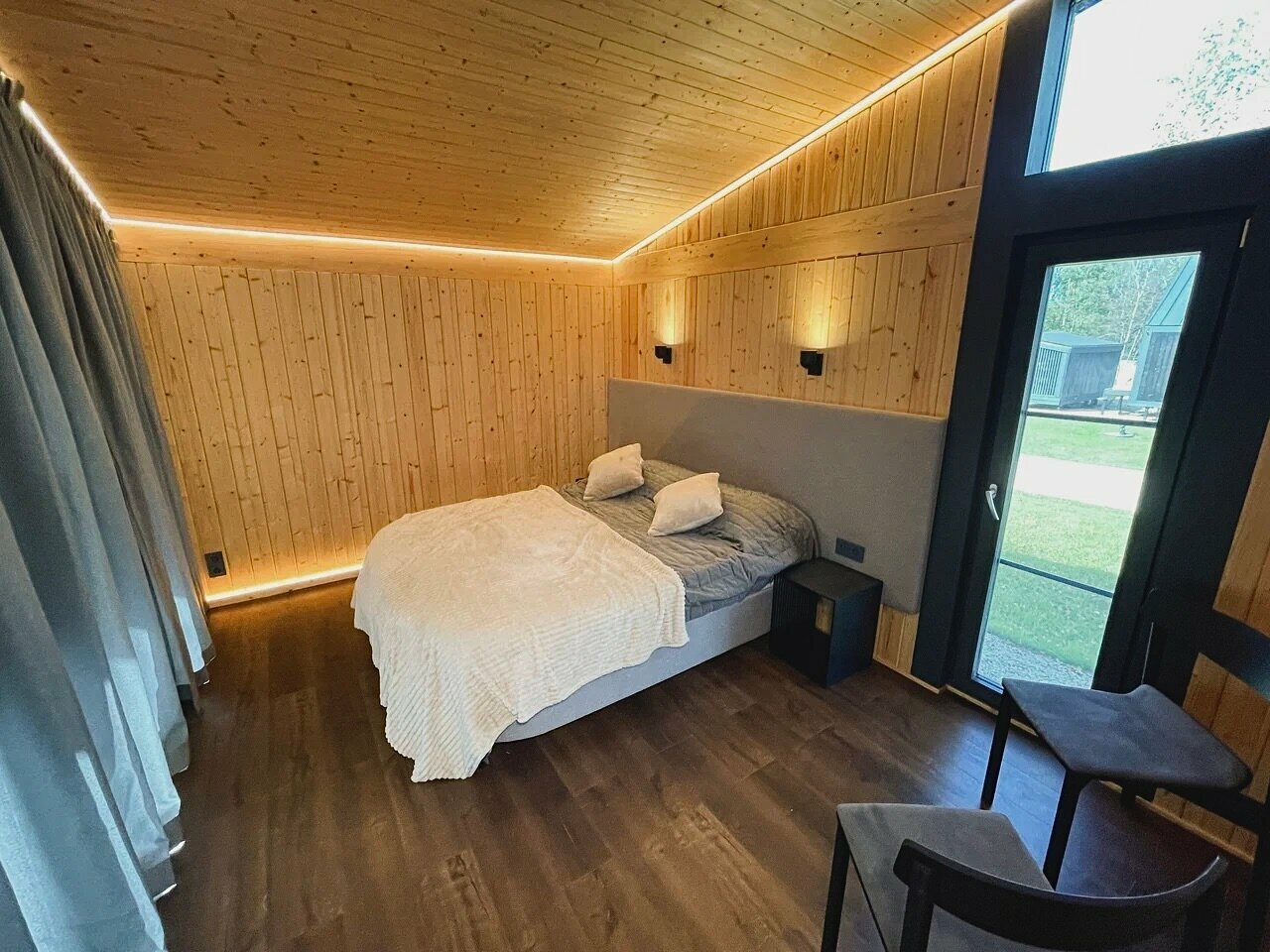 Дом с видом на лес