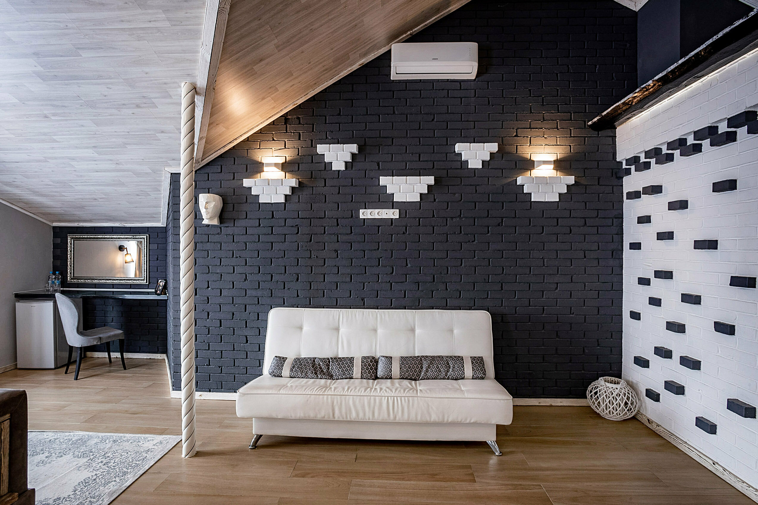 Черно-Белое