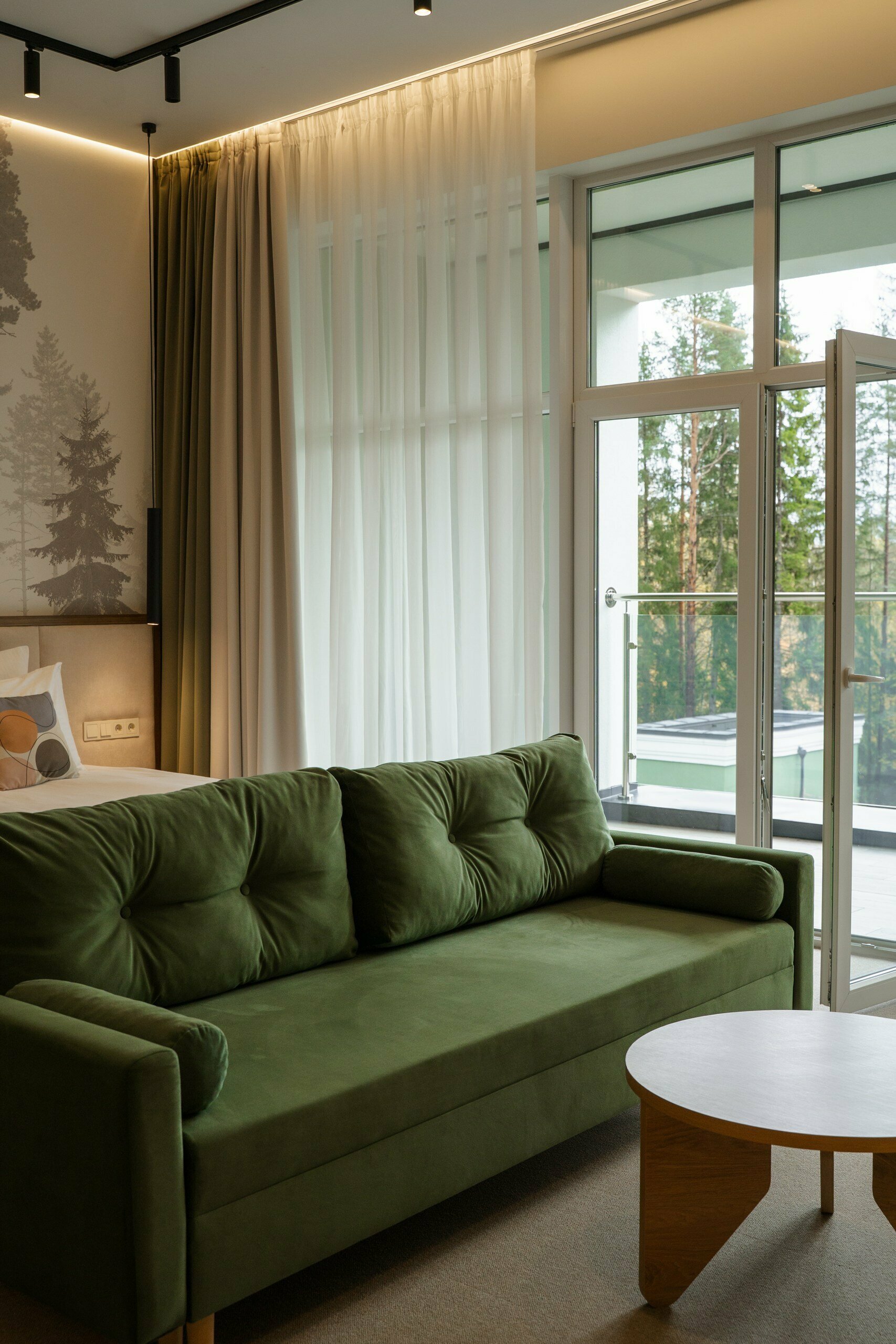 Номер-студия с кроватью размера «king-size»