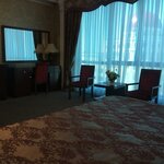 Бизнес в Артис Плаза