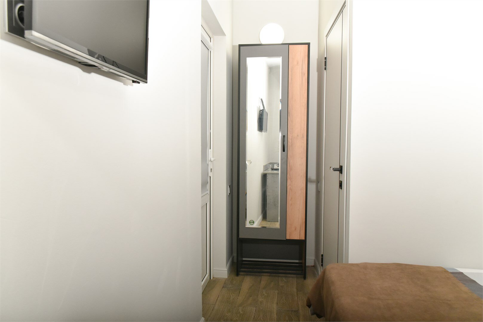 Одноместный номер с ванной комнатой