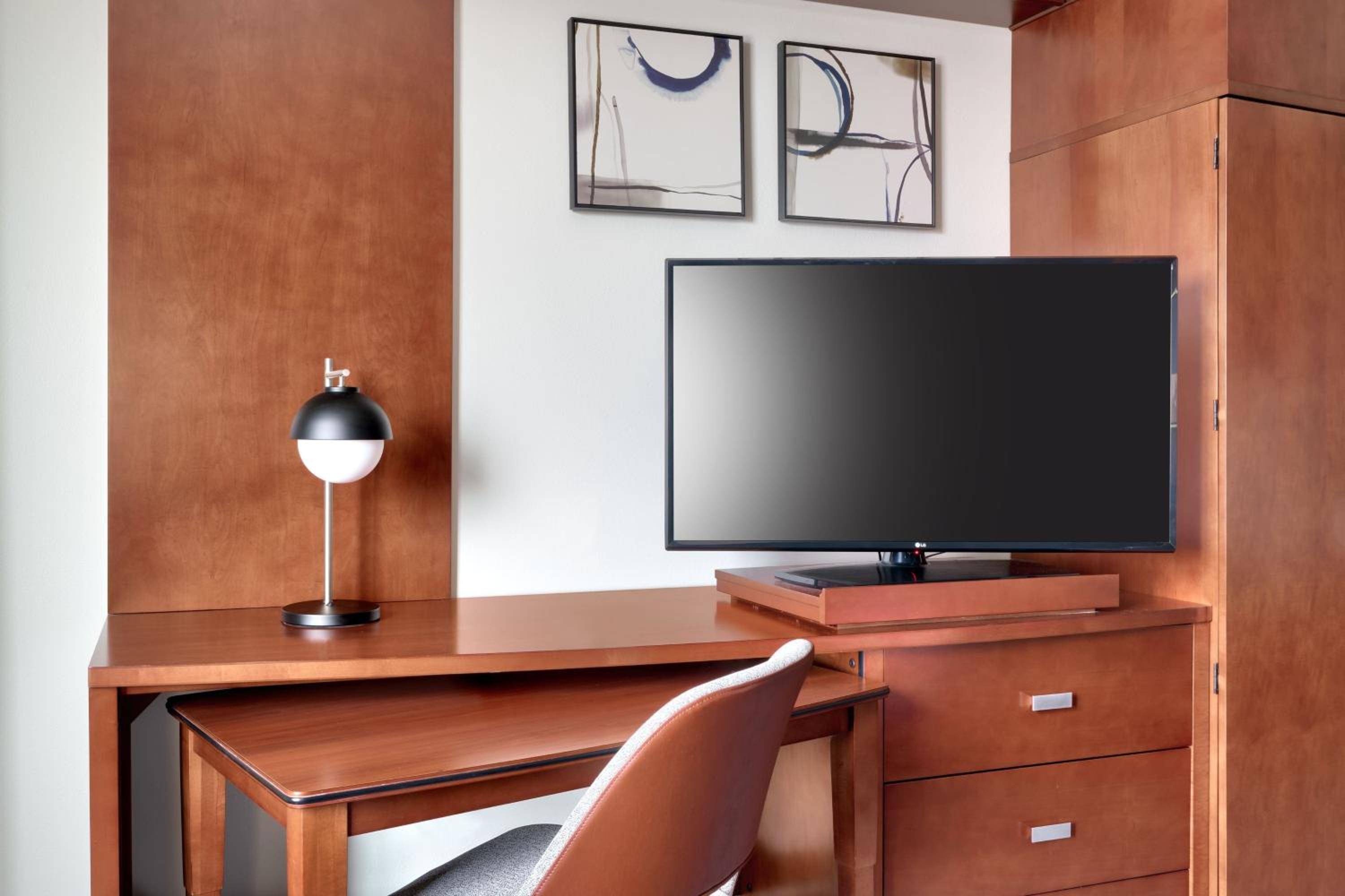 King Room with Sofa Bed