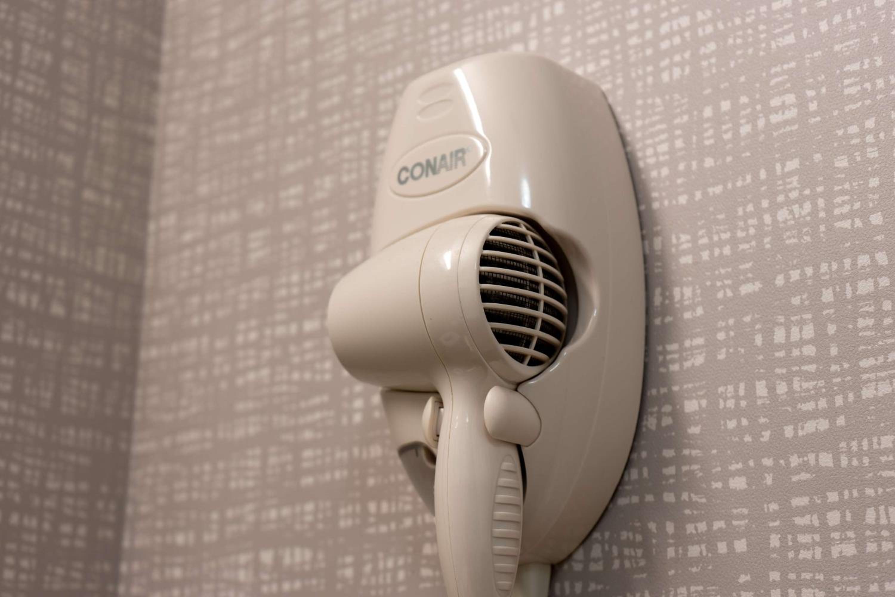 Room with Two Queen Beds - Non-Smoking