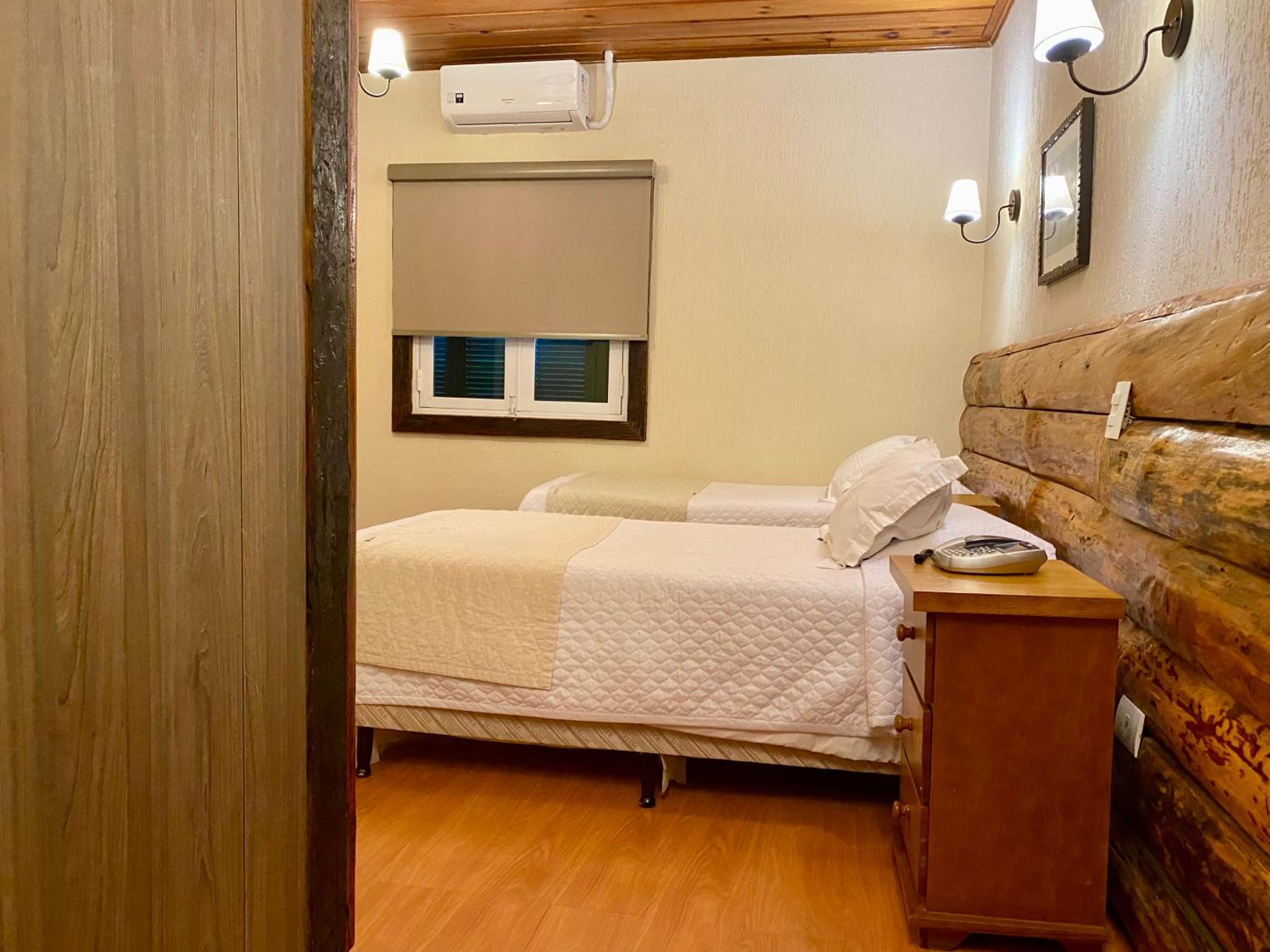 Superior Suite (4 Adults)