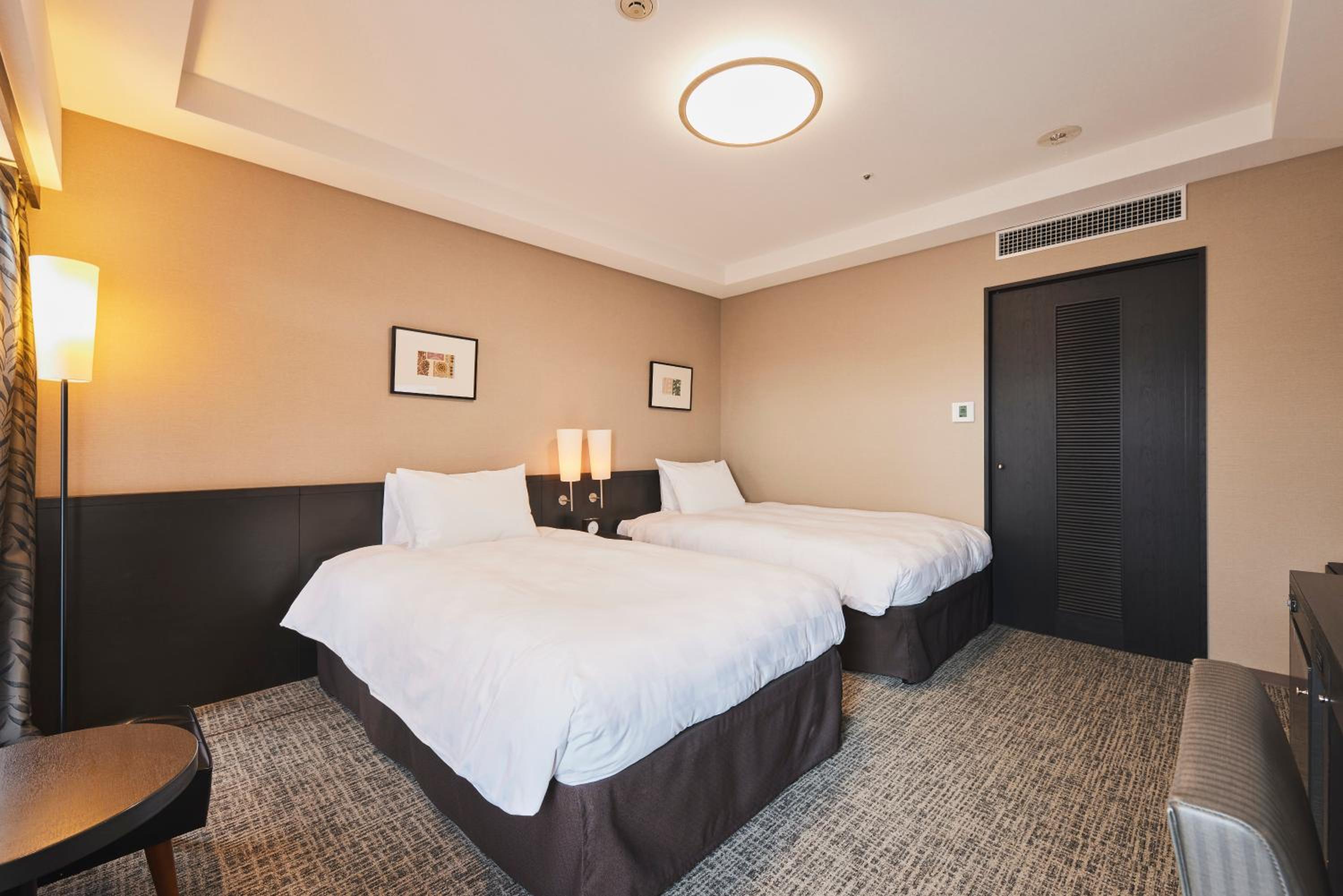 Deluxe Twin Room - Non-Smoking