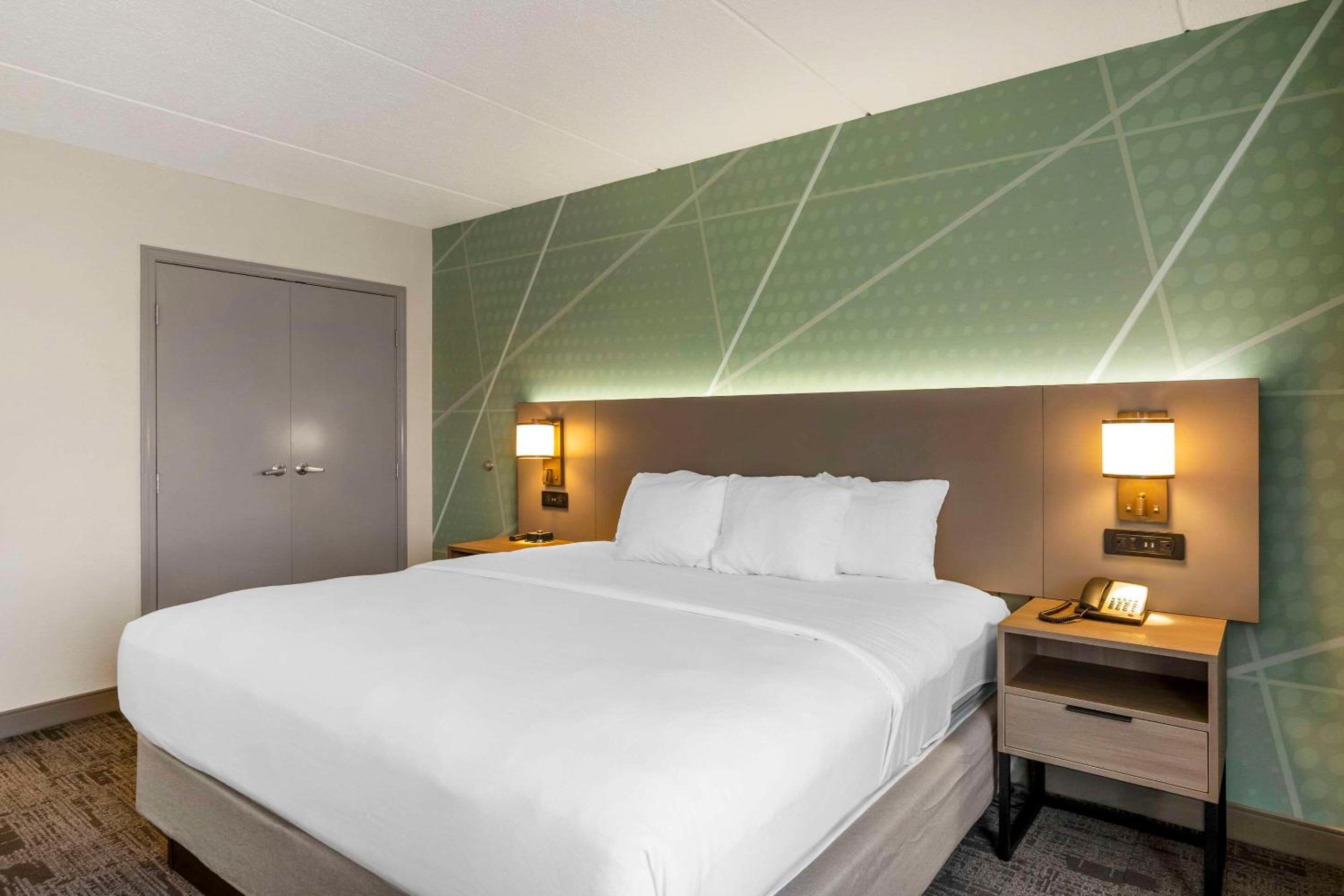 King Room - Disability Access/Non-Smoking