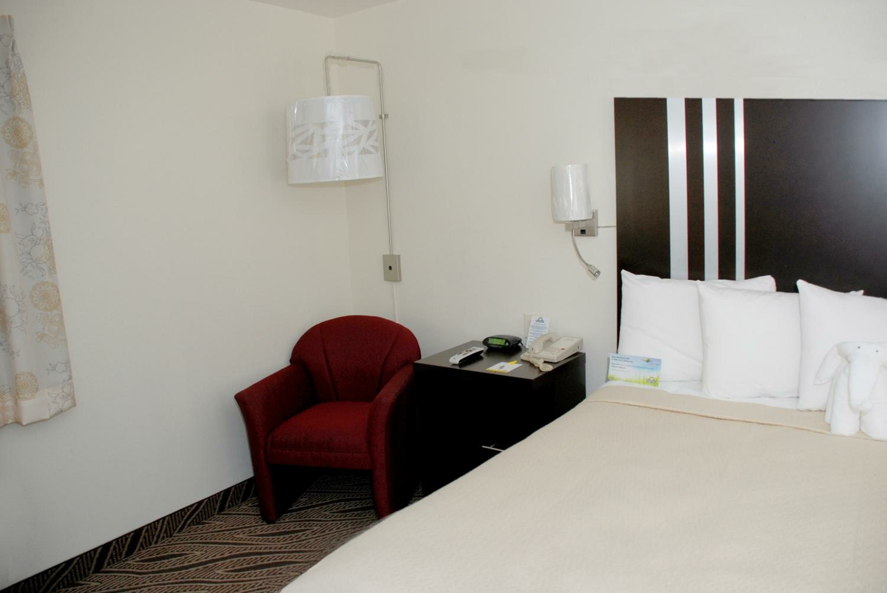 King Room- Non-Smoking