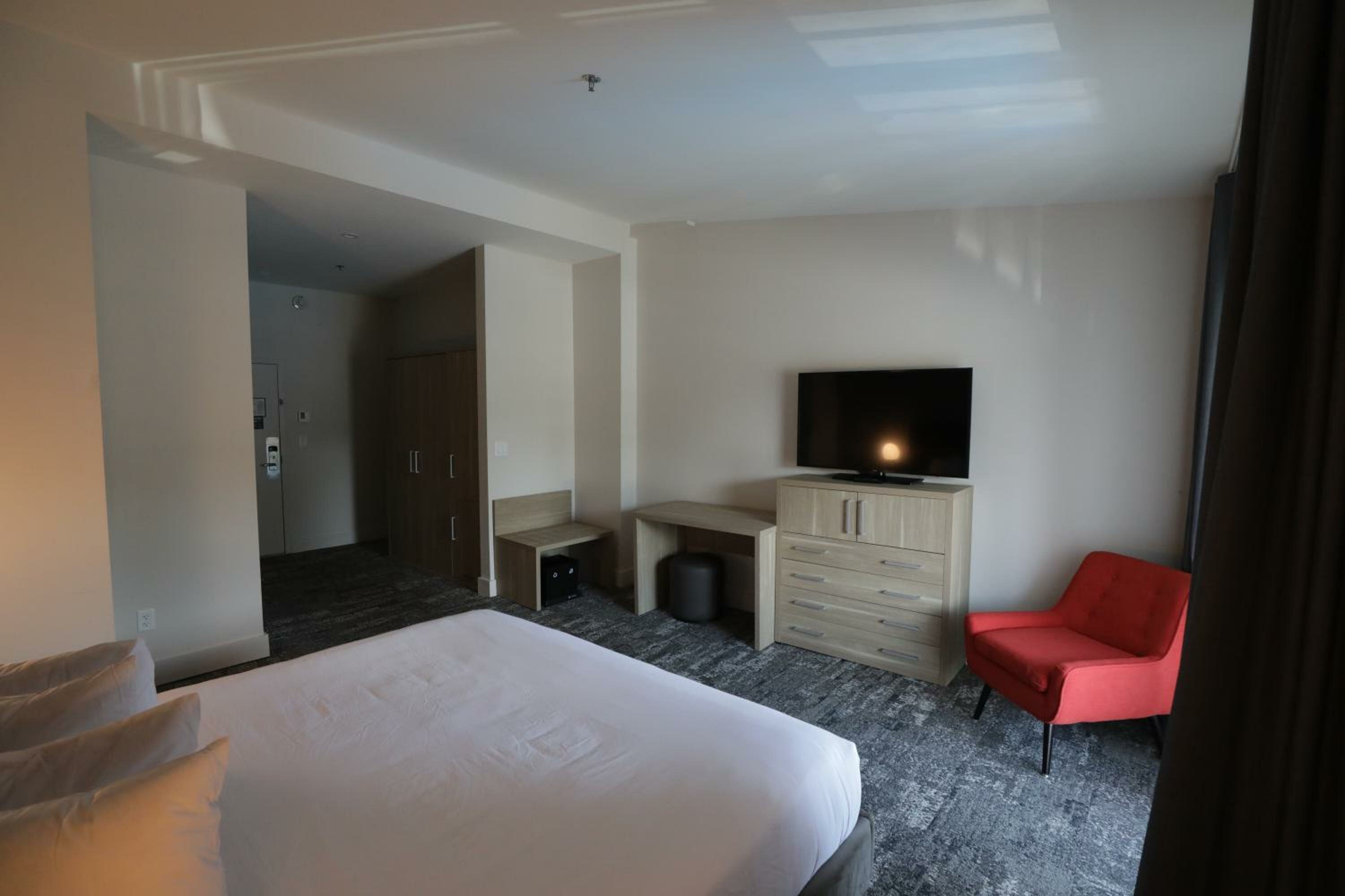 King Room with Balcony