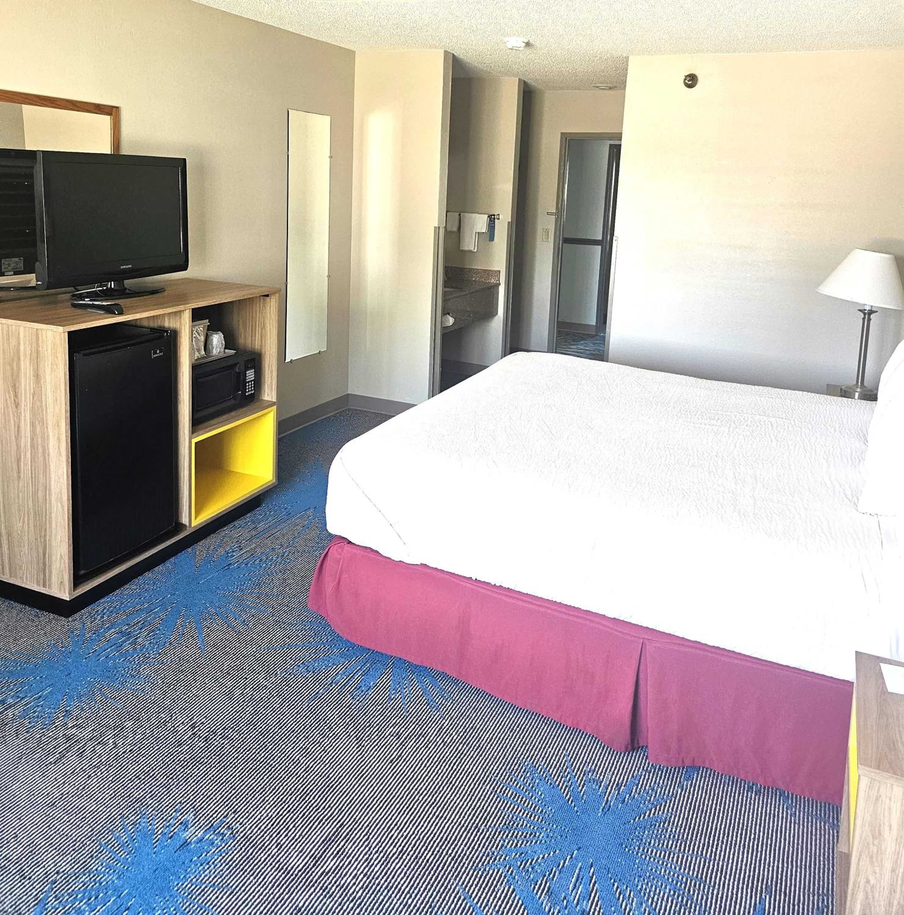 King Room - Non-Smoking