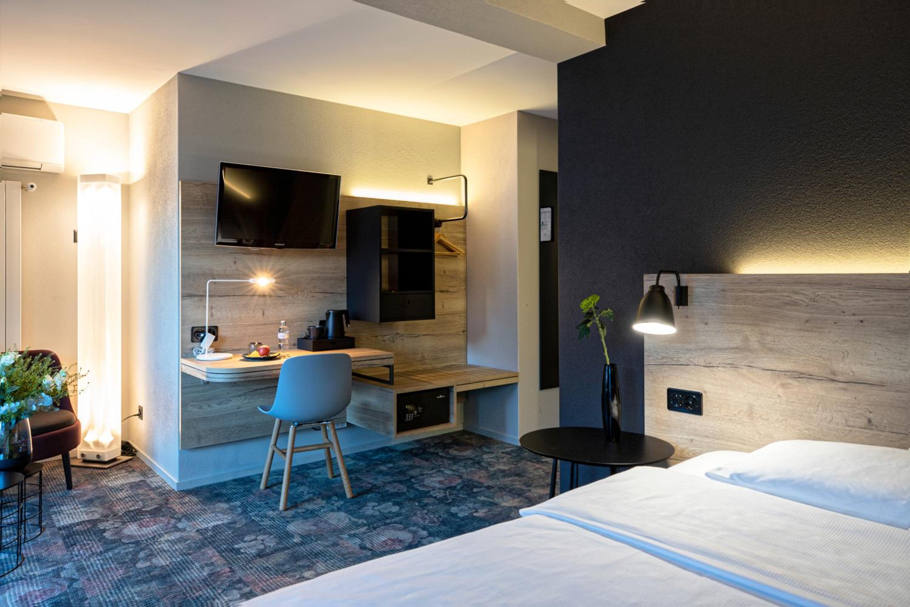 Deluxe Single Room