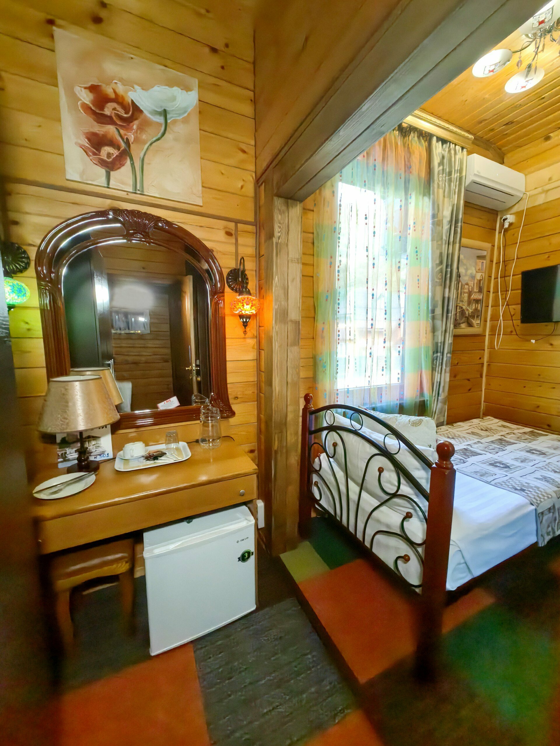 Одноместная комната с видом на горы