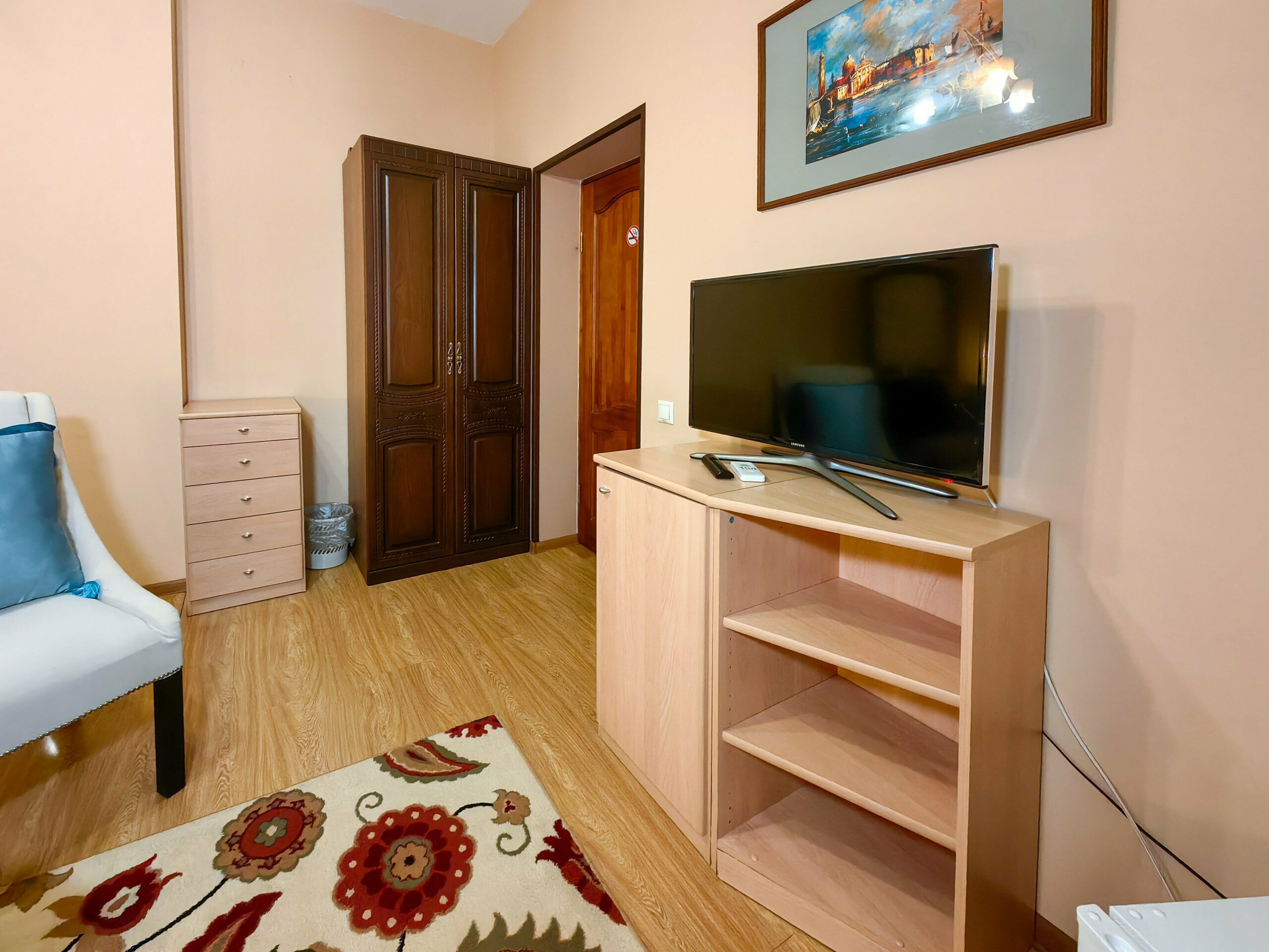 Двухкомнатная комната "Люкс"