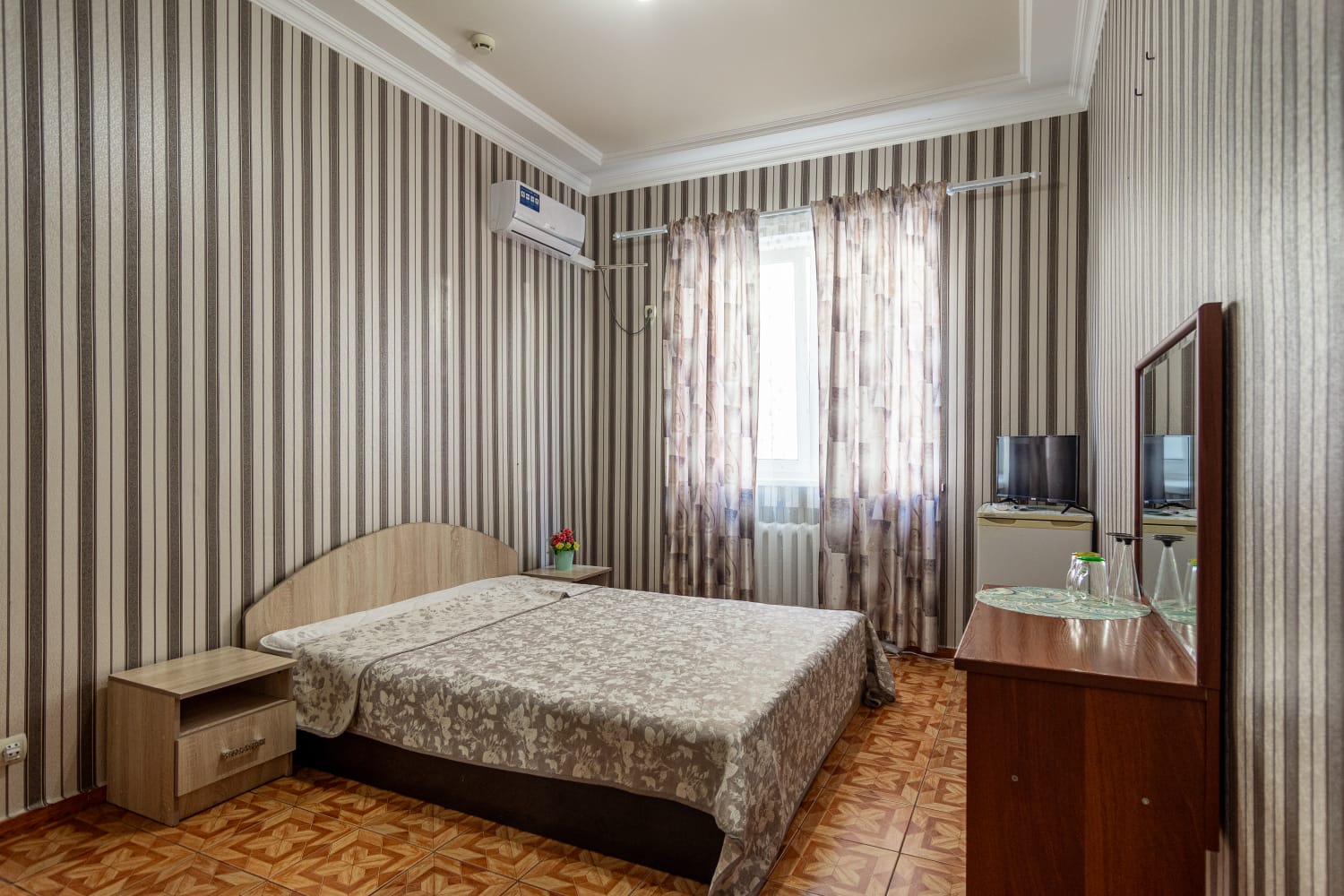 Стандартный номер с кроватью размера «king-size»