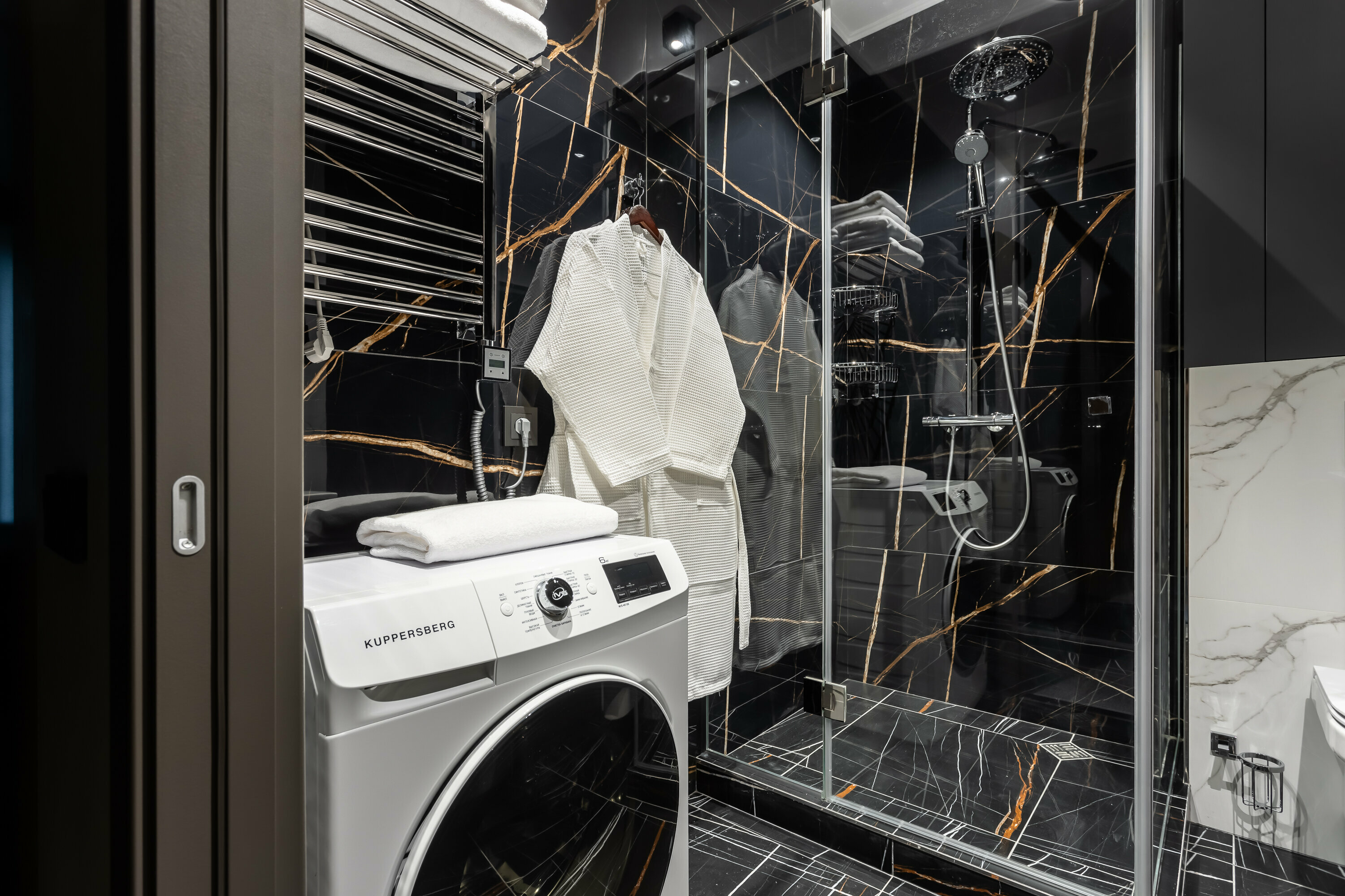 Номер-студия Делюкс  с великолепным видом на Парк Победы