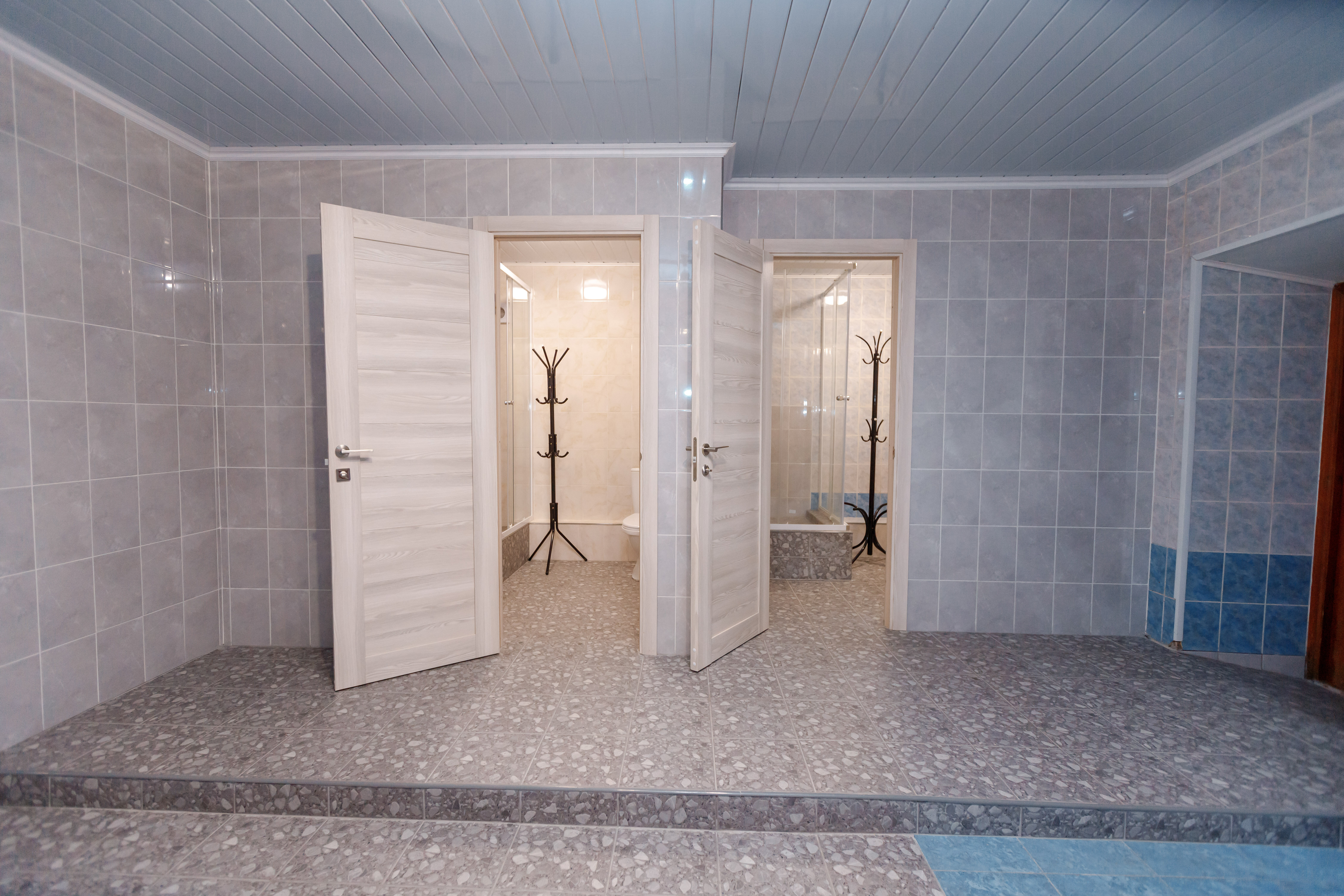 8-миместный