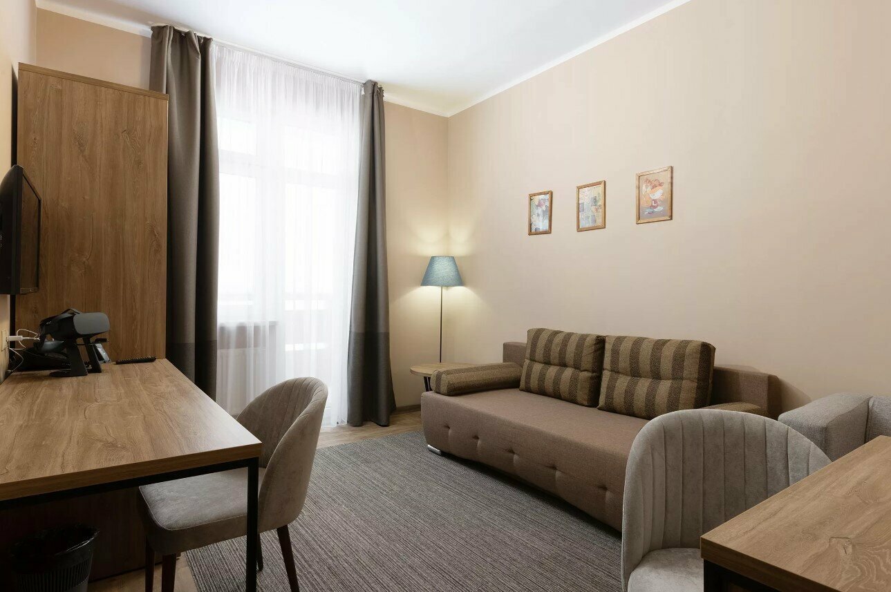 Семейный номер с балконом