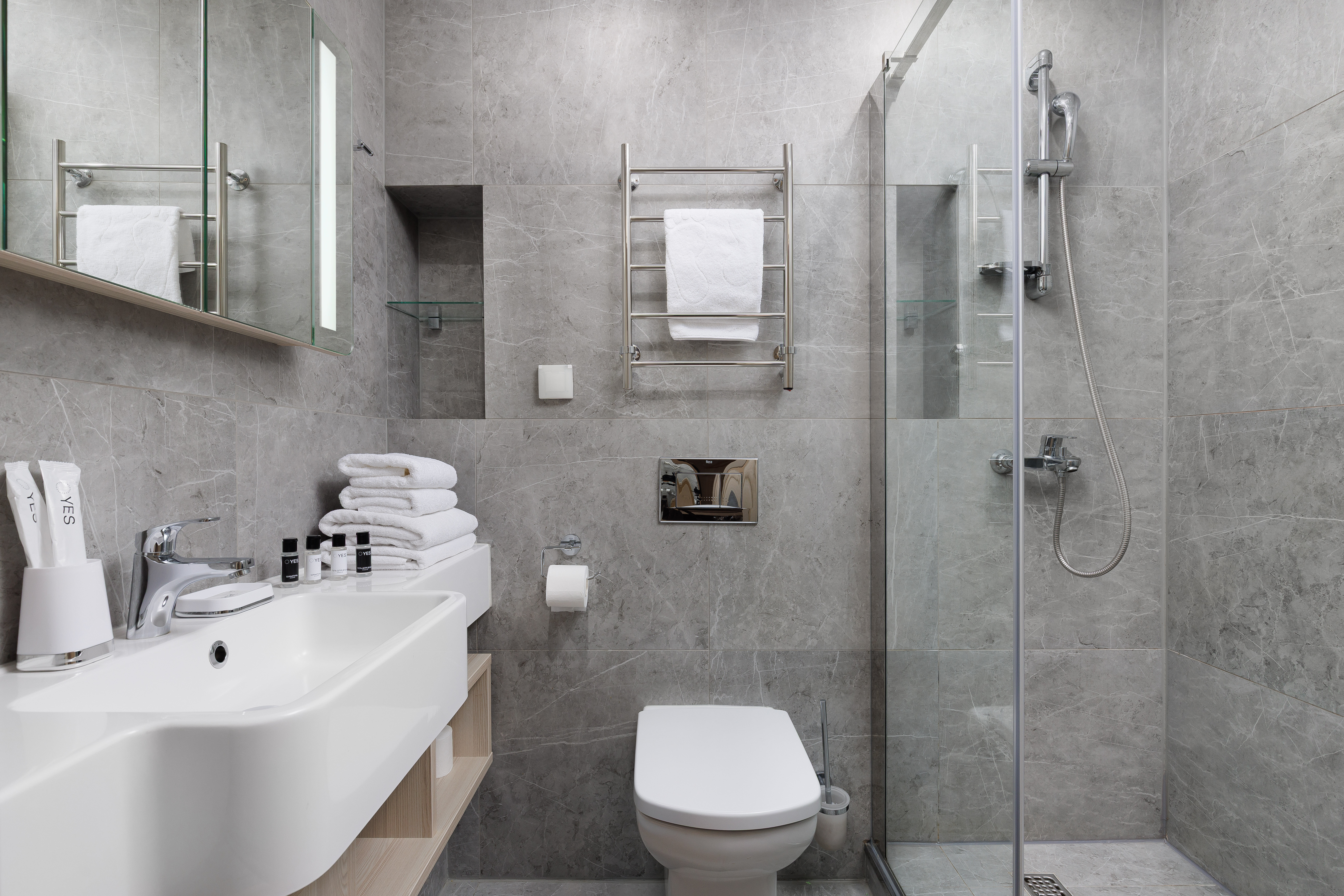 Стандарт с видом на город (высокий этаж)